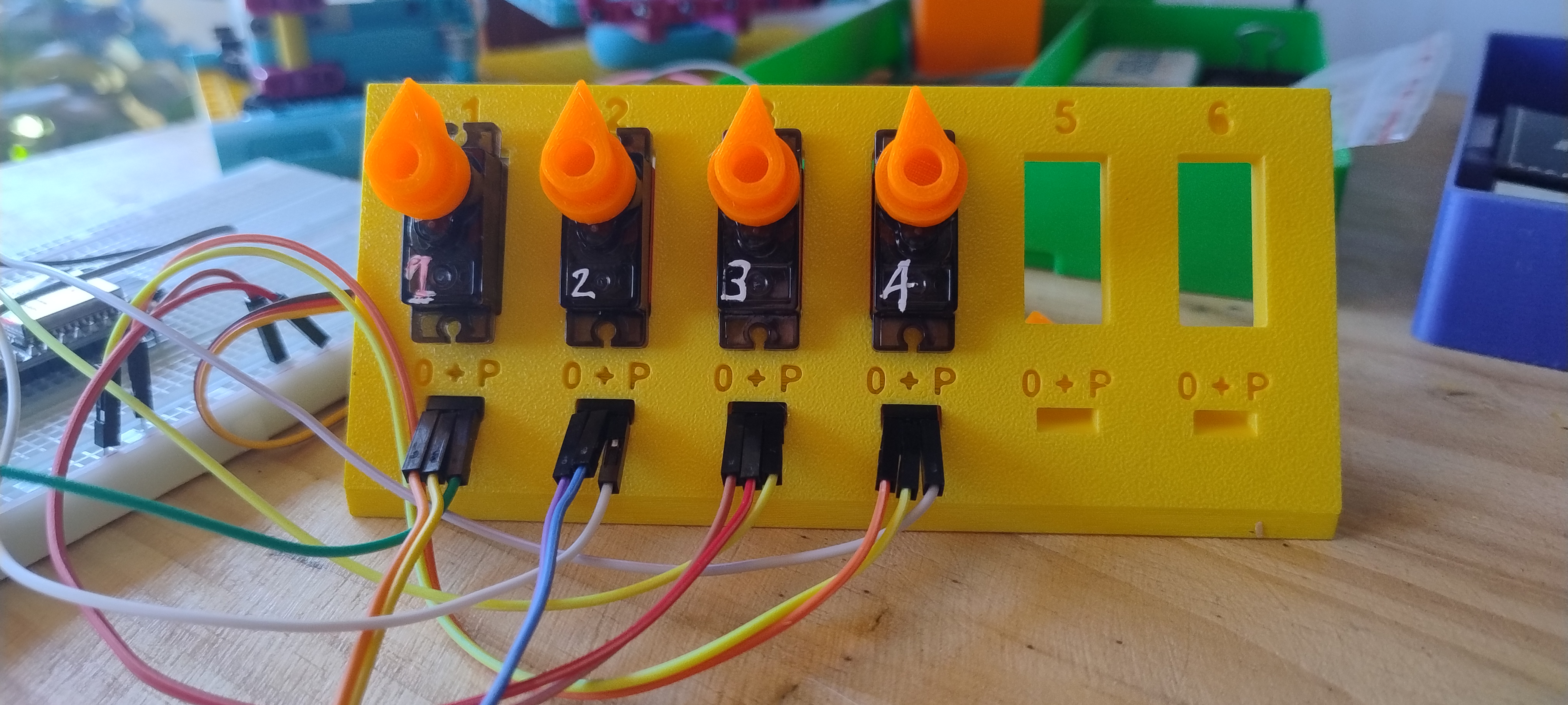 SG90 servo calibration bench