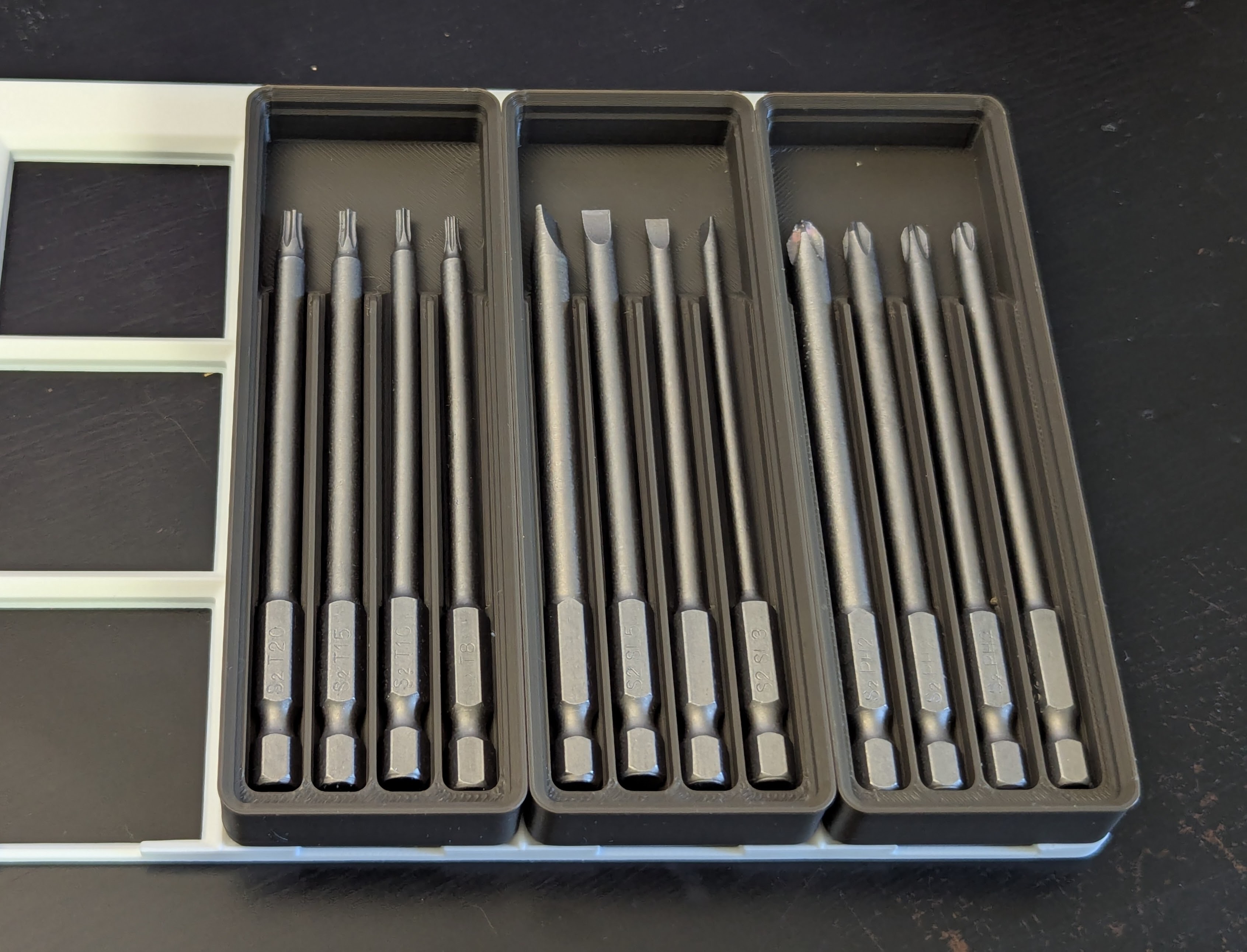 Miniatura 2 do modelo 3D Gridfinity Long Hex Shank Driver Bit Set Holder (Stackable)