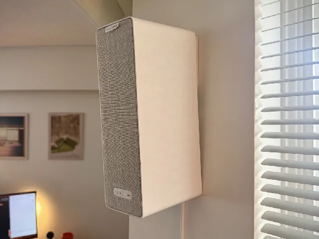 Ikea Symfonisk Bookshelf Speaker Wall mount - Picture Hook Edition