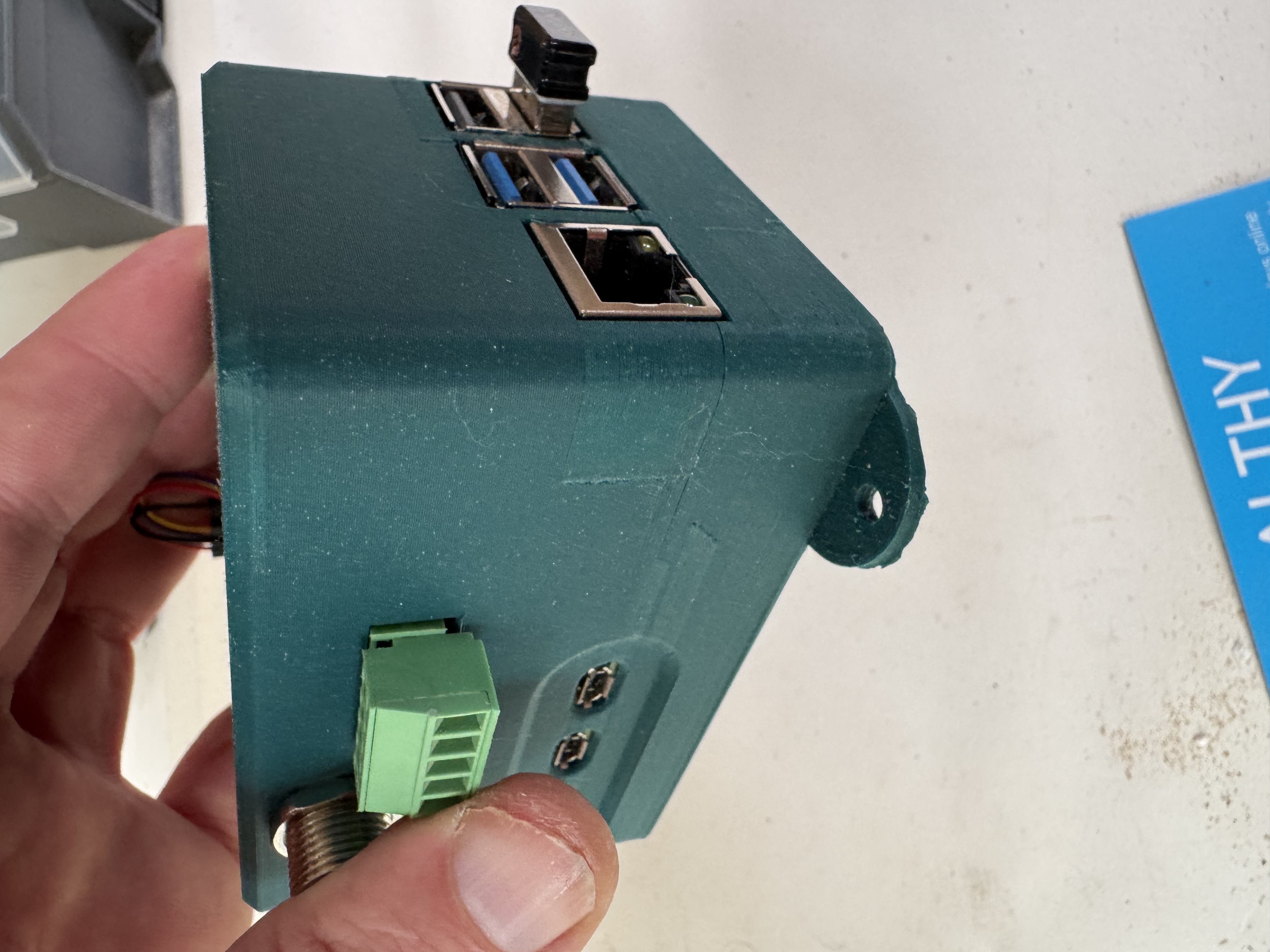 RPI5 Case Base with Screw Tabs - Pimoroni NVME