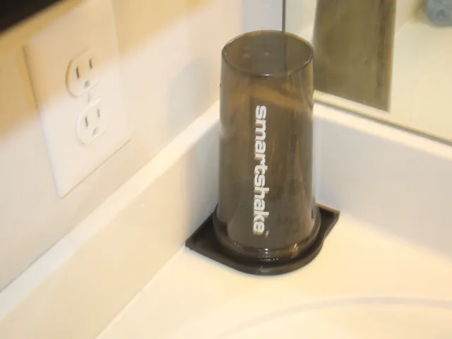 Retainer for sink Cup