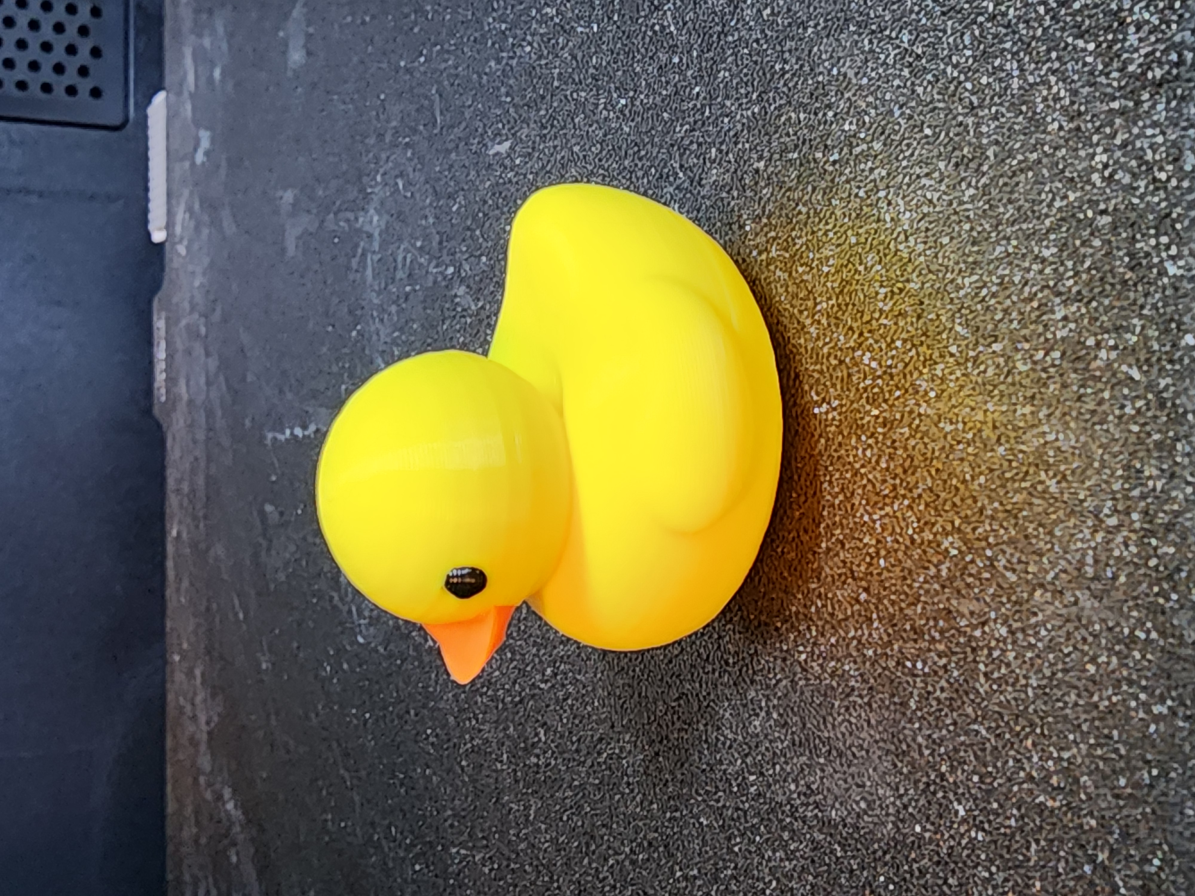 Miniatura 2 do modelo 3D Multicolor Small Duck