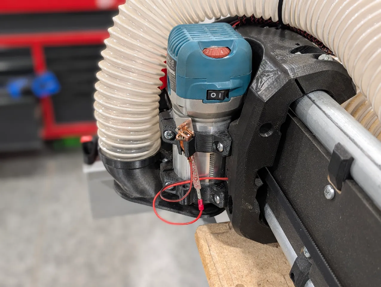 Makita 701 / AutoSpin T1 Tool Mount and Dust Shoe for the LowRider