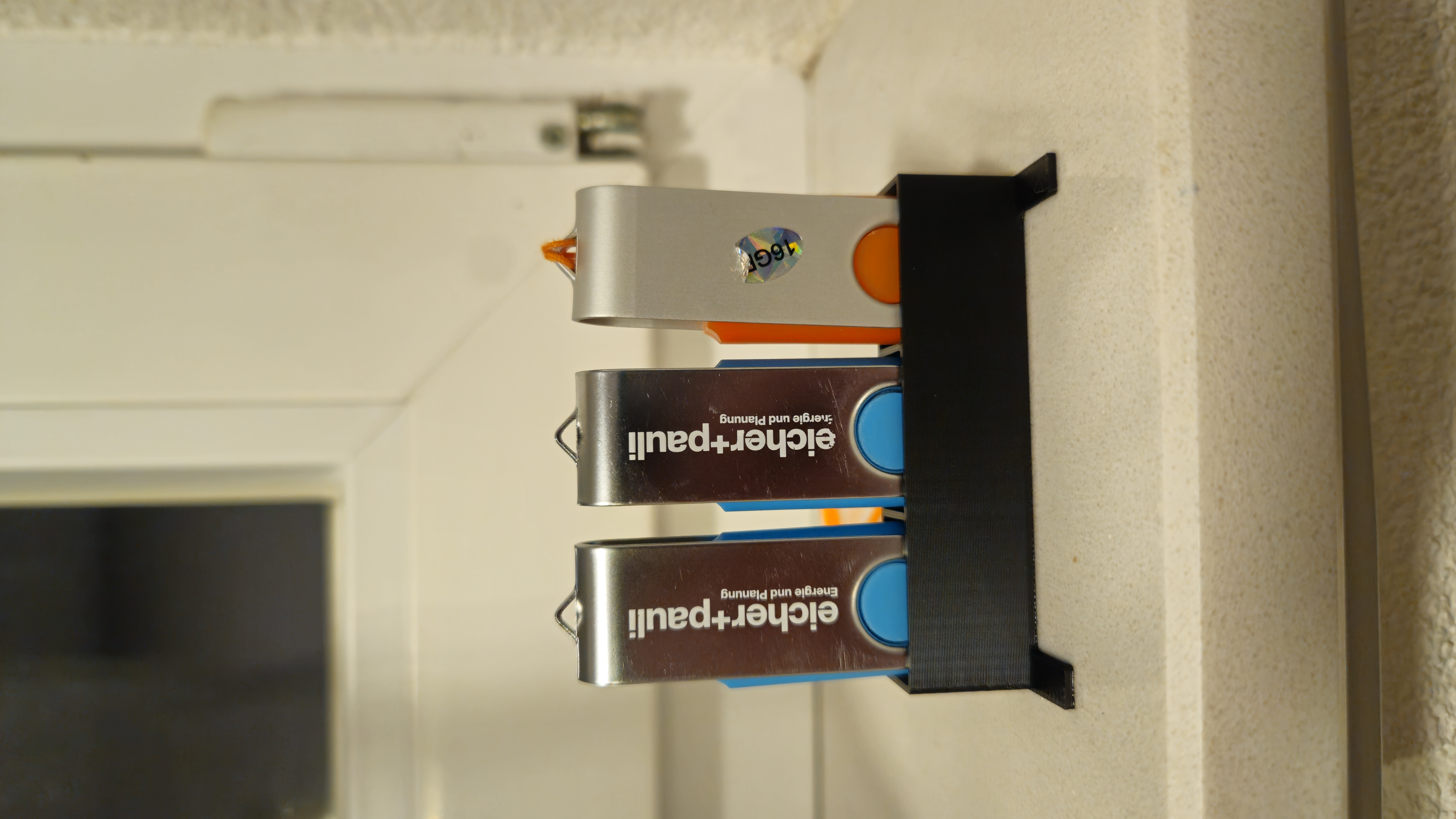 USB Halterung — thumbnail 2
