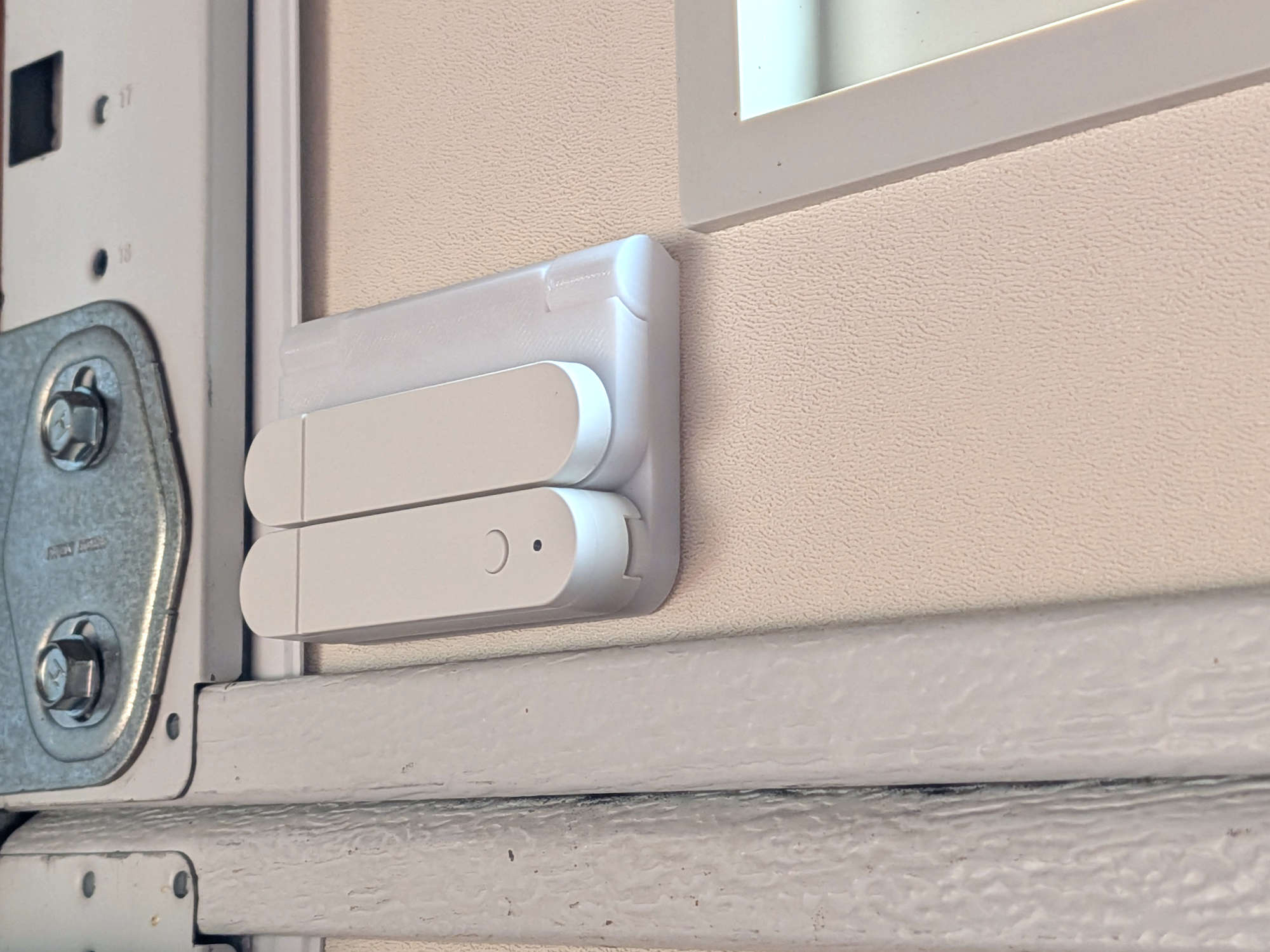 Garage Door Sensor Hinge for Ikea Myggbett - Print In Place — thumbnail 6