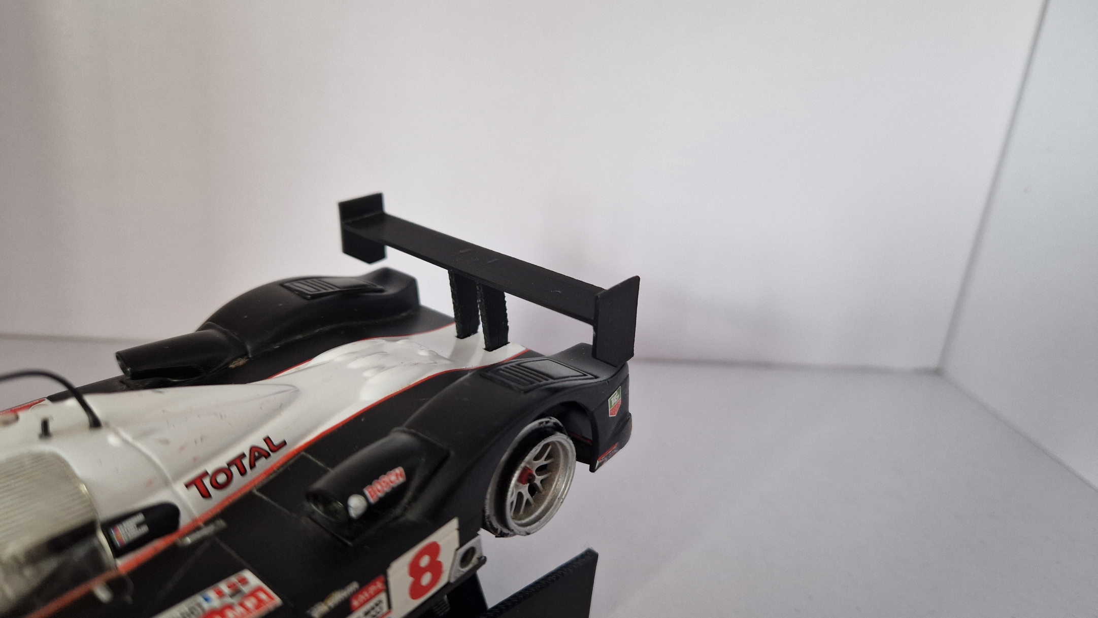 Carrera Peugeot 908 HDI 1:32 rear wing