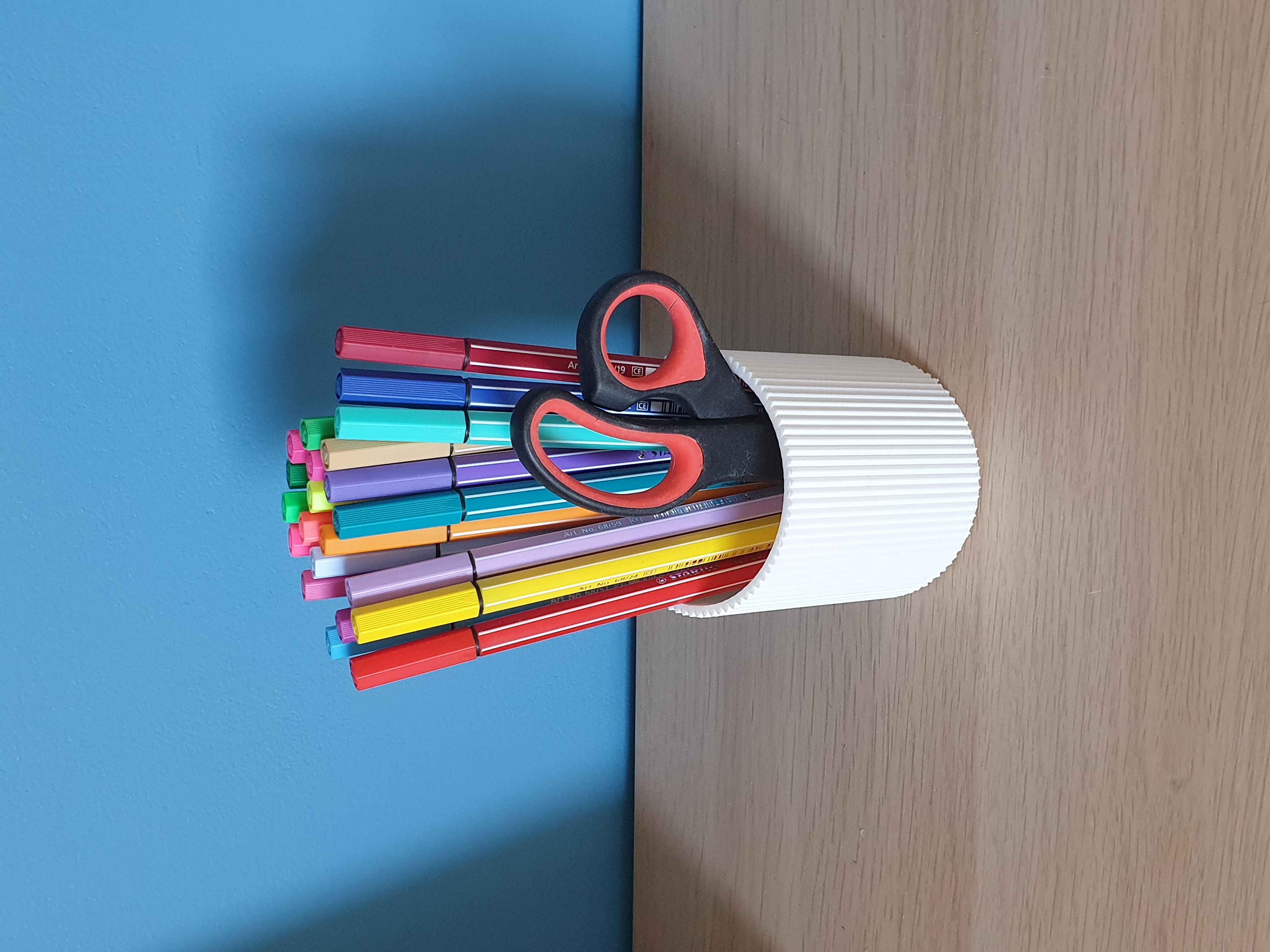 Pot de fleur/stylo/vase à sillons