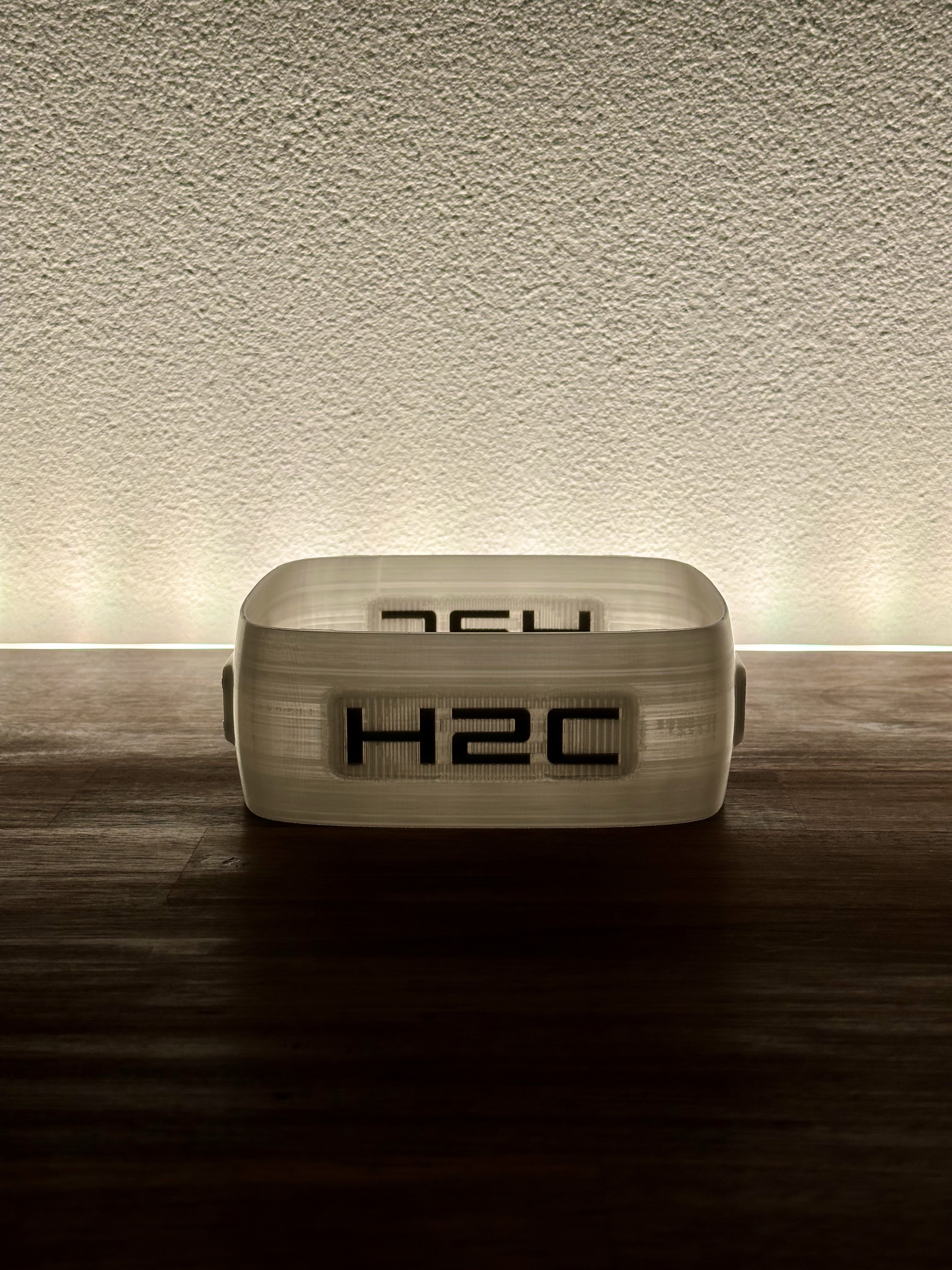 H2C trash bin