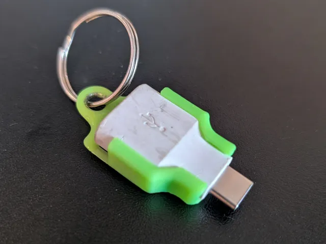 Pixel 8 OTG keychain