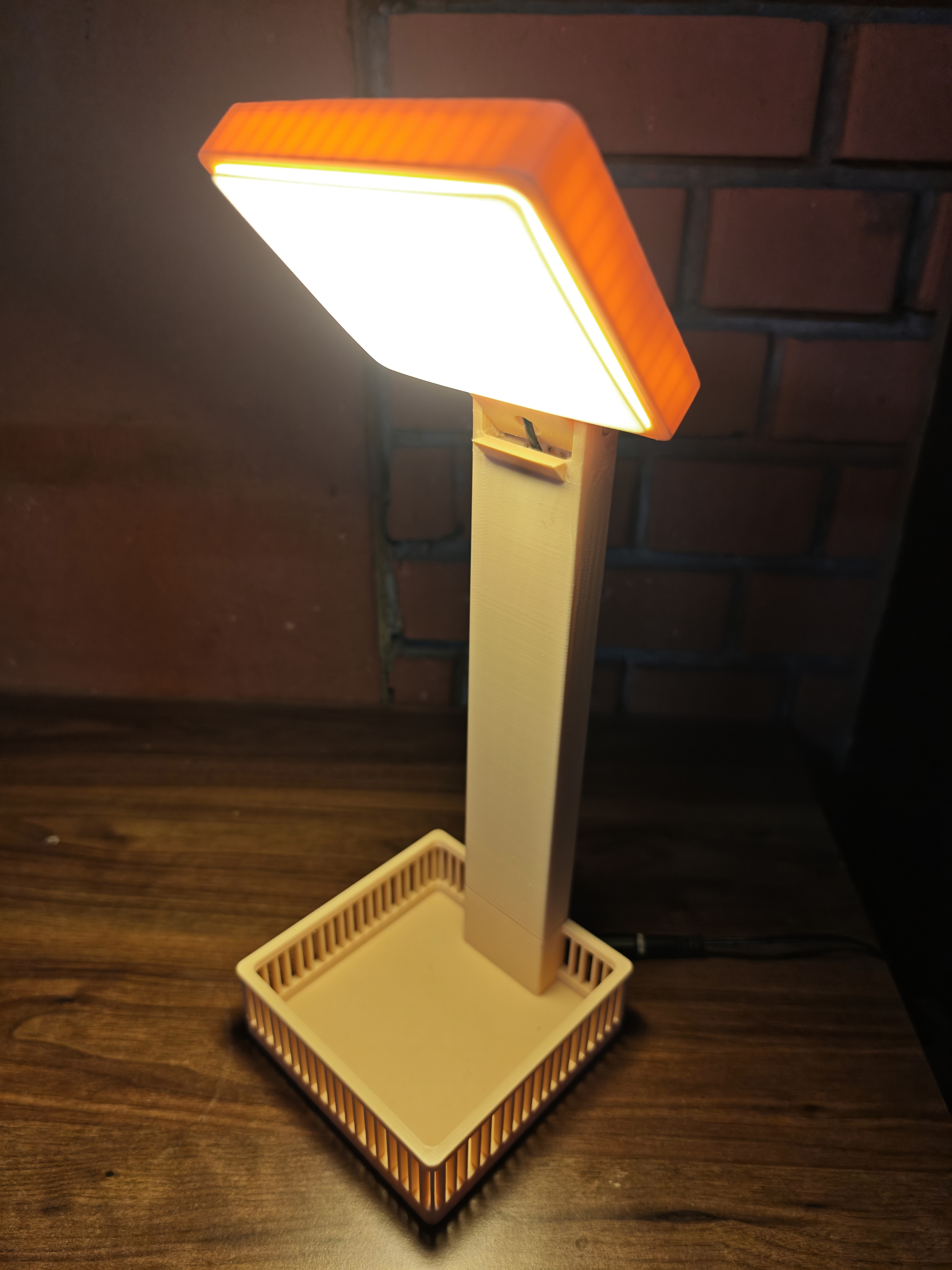 Desk Lamp 02