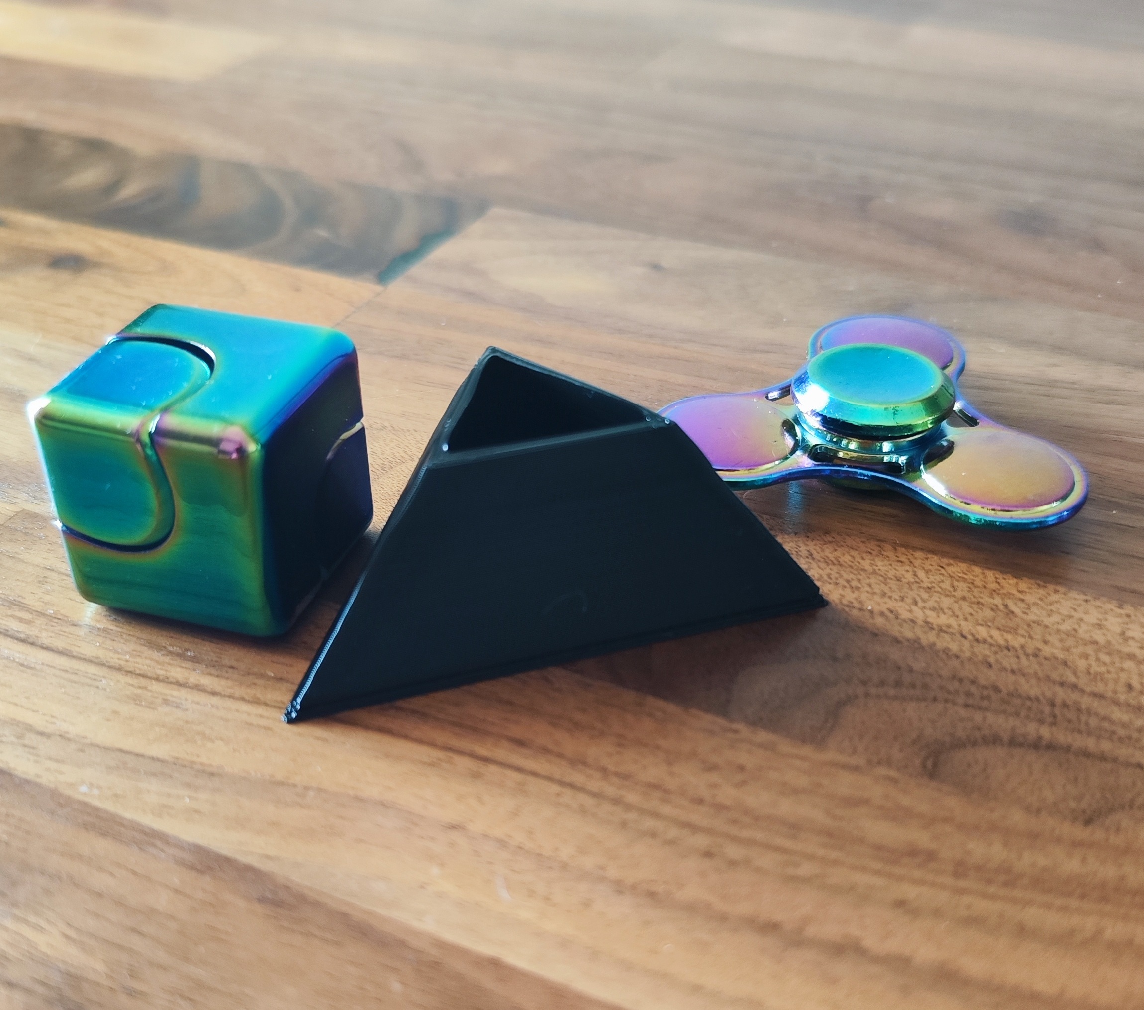 Miniatura 3 do modelo 3D Fidget Spinner Cube stand
