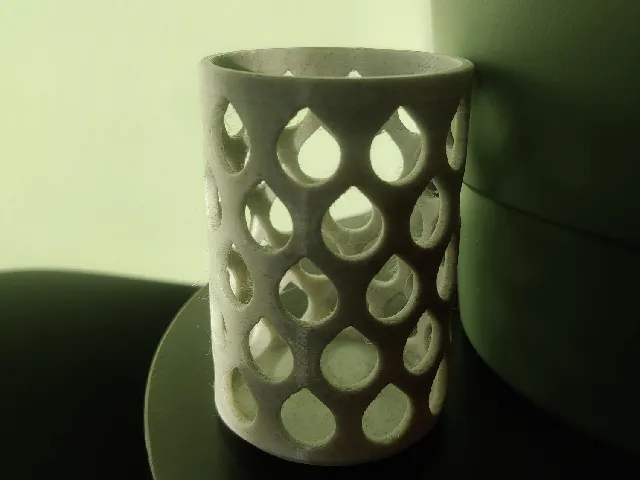Teardrop Pot