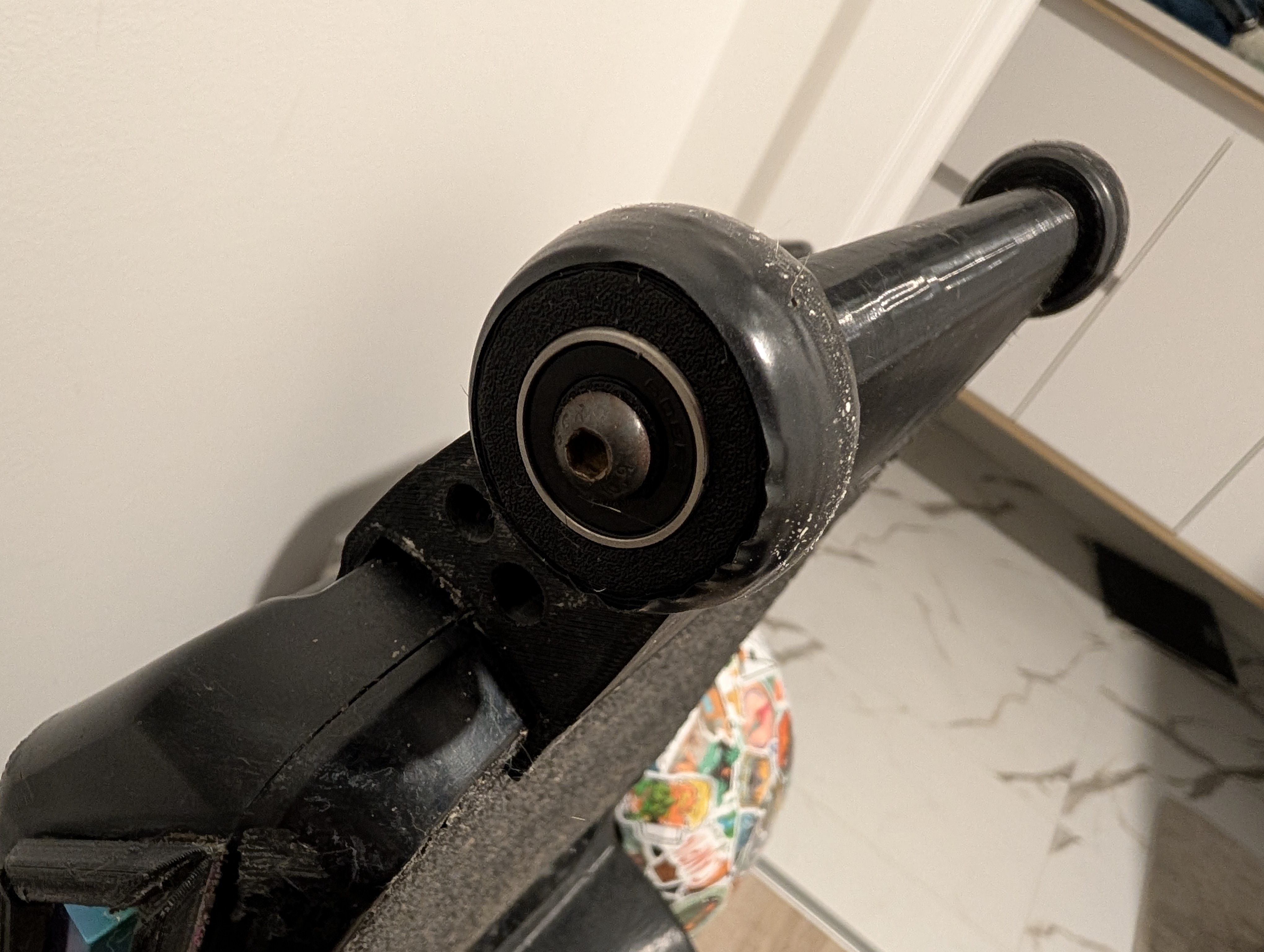 X7LR WheelRoller (remix of morelykerts WheelStand 2.0) **Updated
