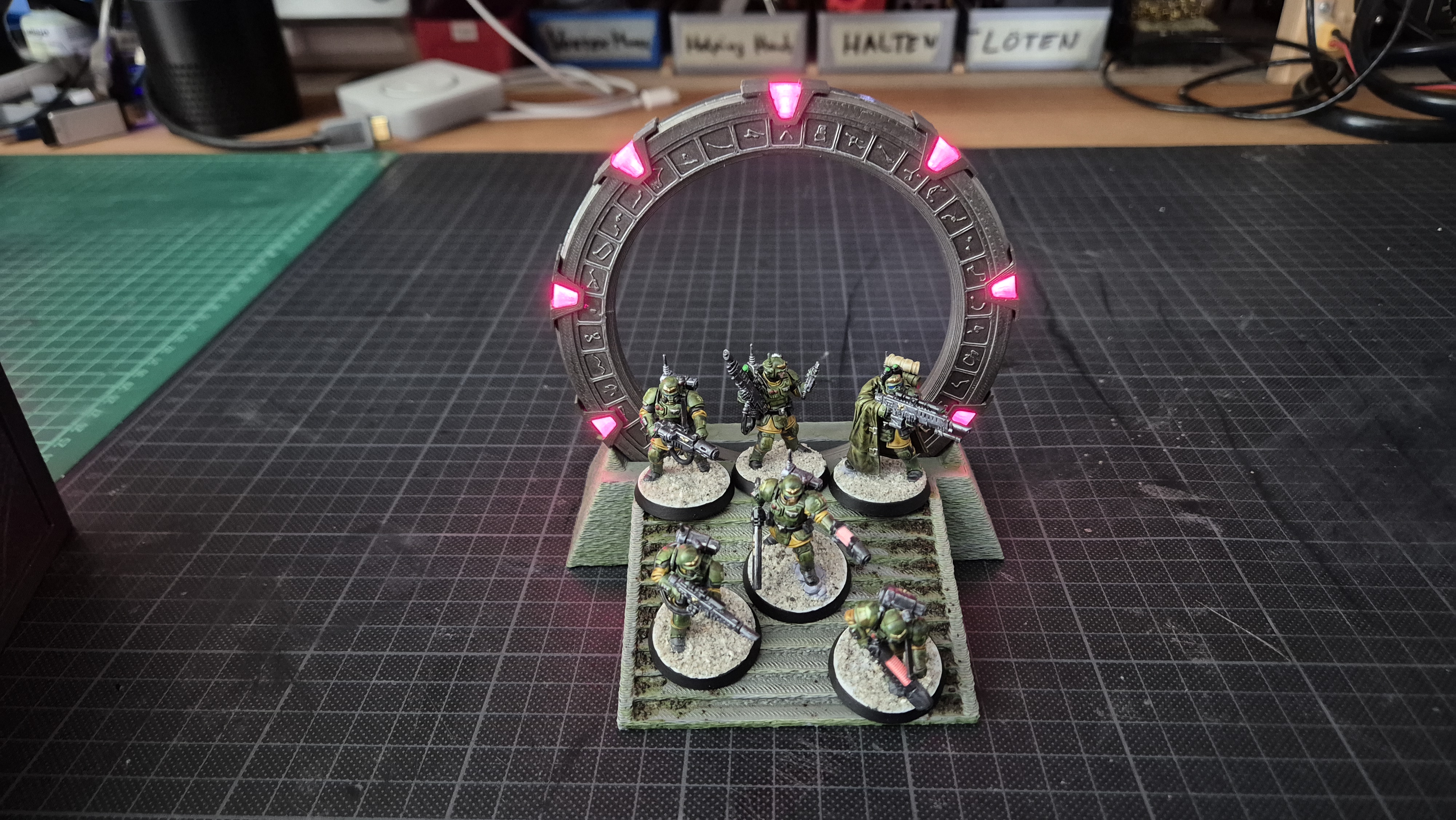 Miniature gaming Stargate (with LED effects)