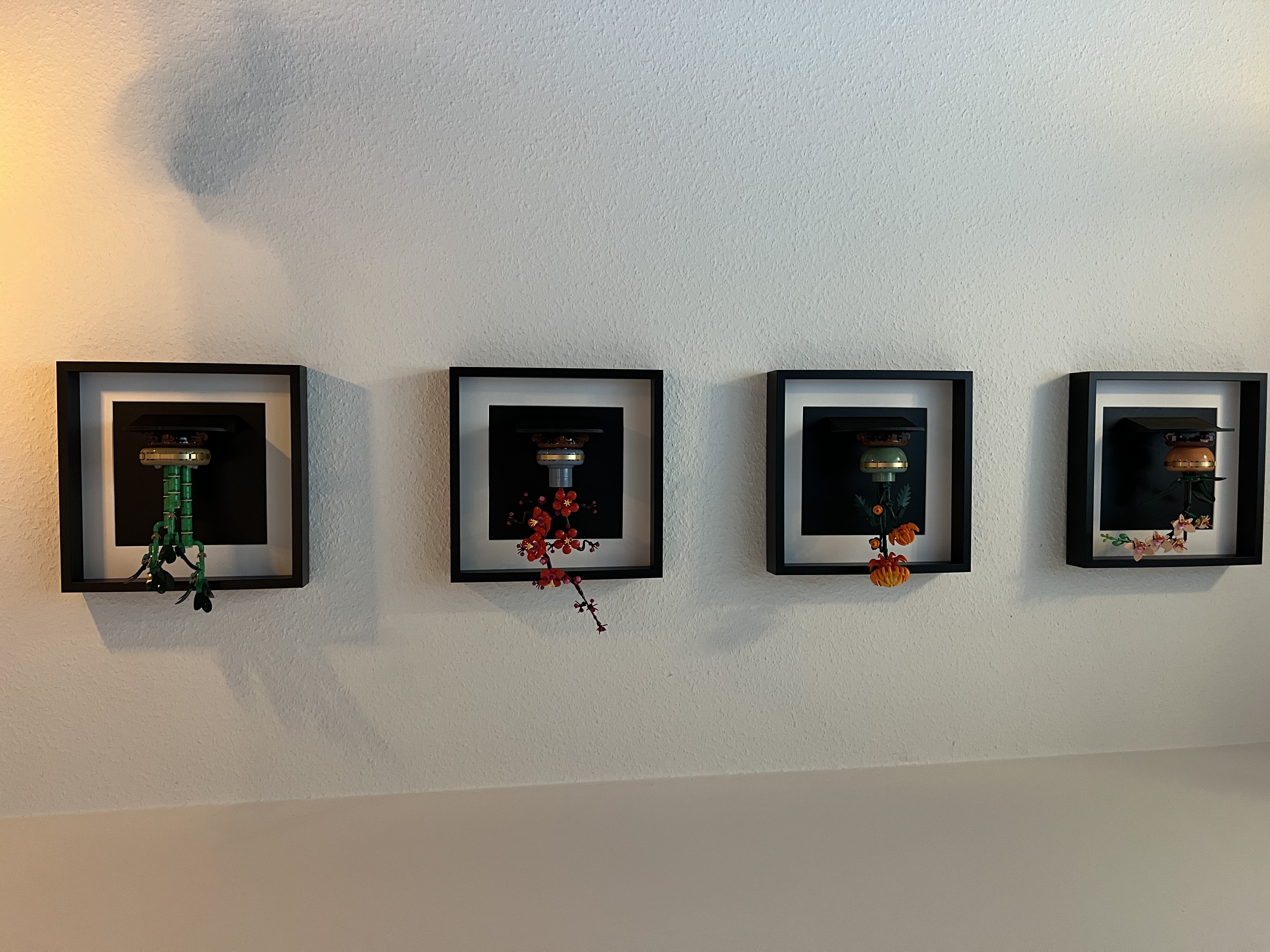 Lego Botanical in IKEA Sannahed 35x35cm Frame