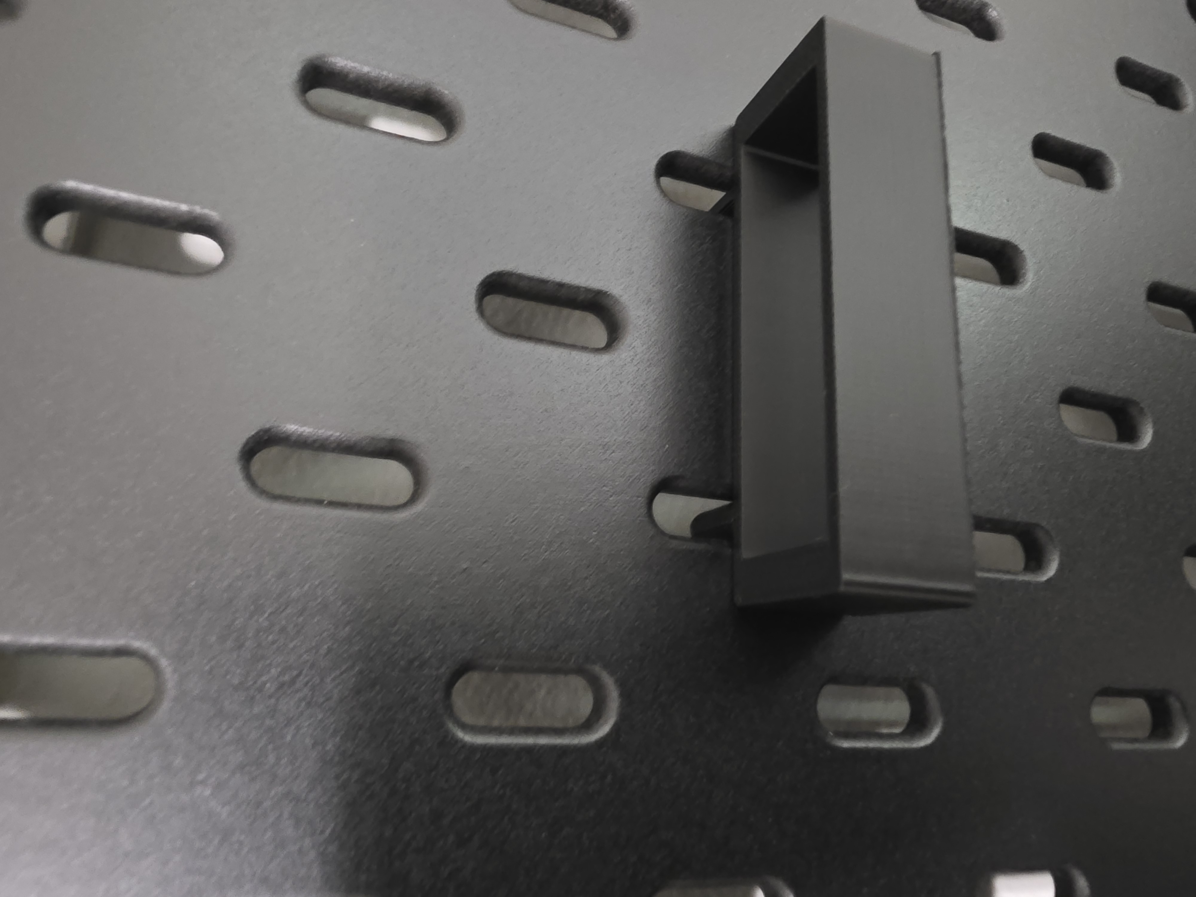 IKEA SKÅDIS wire cutter holder