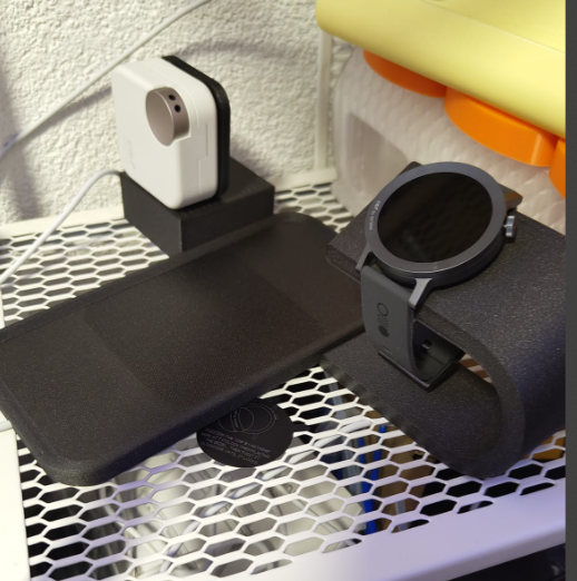 Mount for Qi Wireless Charging Station – Compatible with Nothing Phone (2)