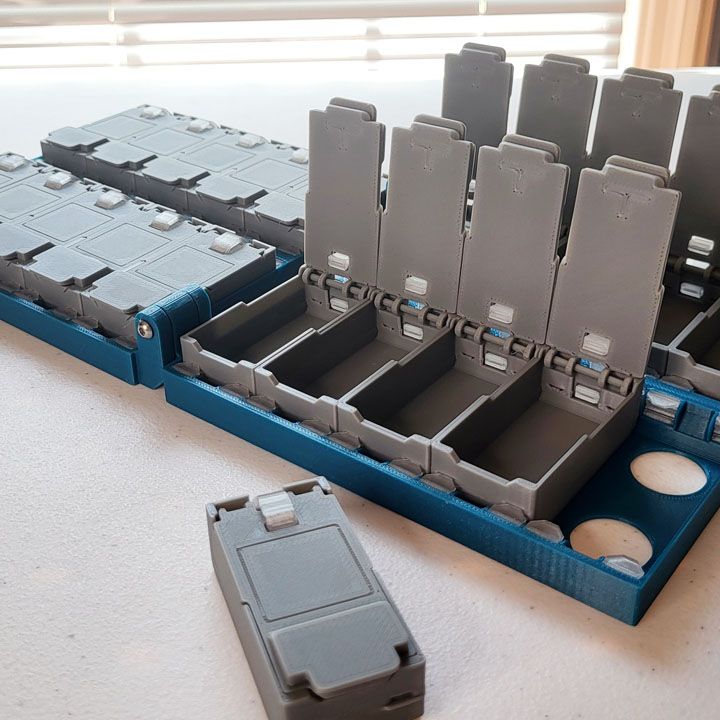 Bistable-Spring-Lid Clamshell Removable Bin Tackle Box by reavenk ...