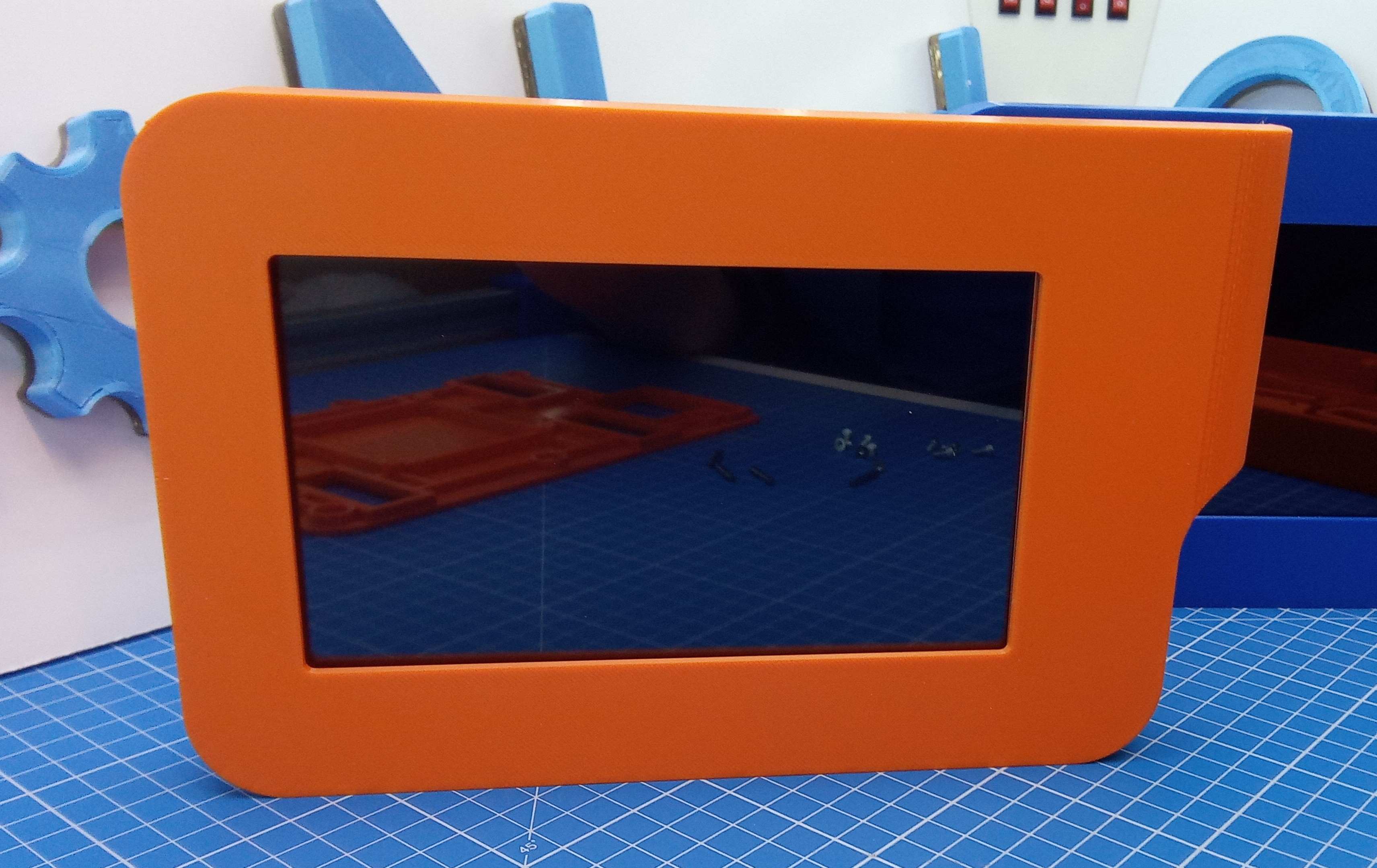 7 Inch Touchscreen Design Case V2 — miniatura 3