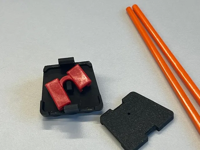 Chopstick helper clasp