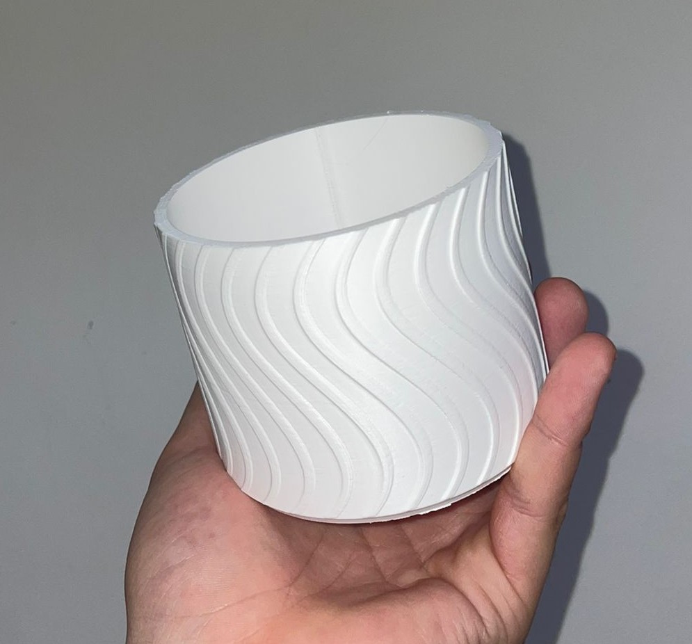 Modern Wavy Desk Organizer