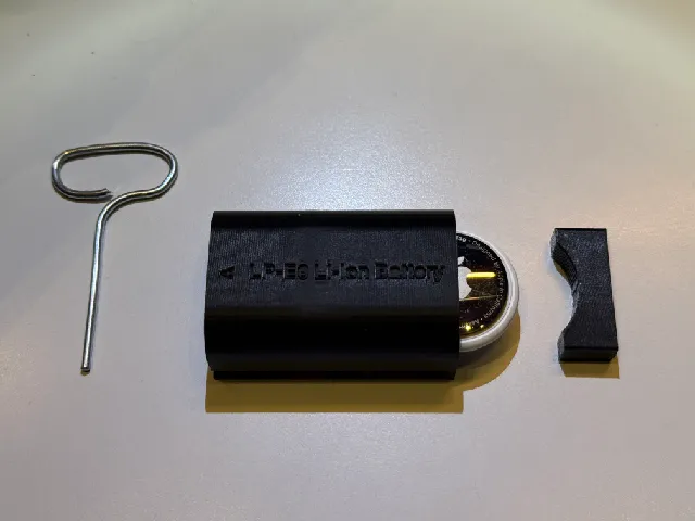 Canon LP-E6 Dummy for Apple Airtag