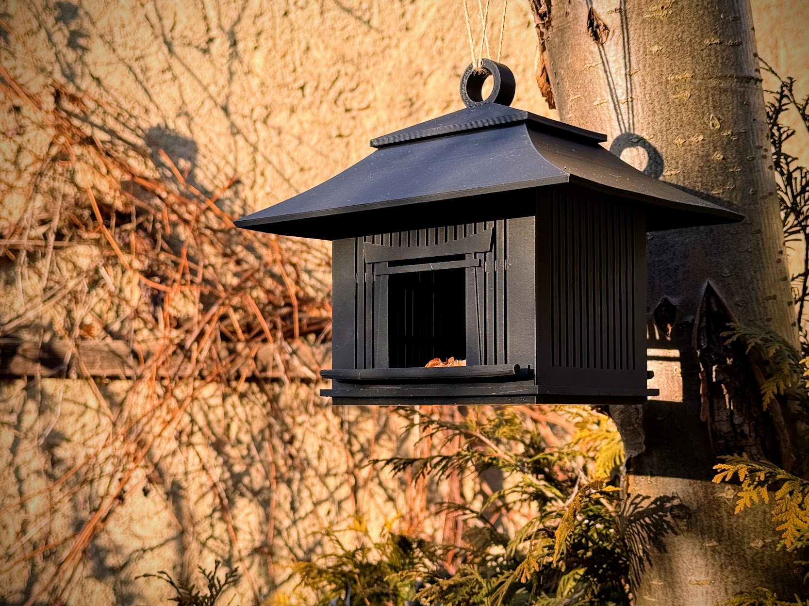 Japanese-Inspired Parametric Bird Feeder – Modular
