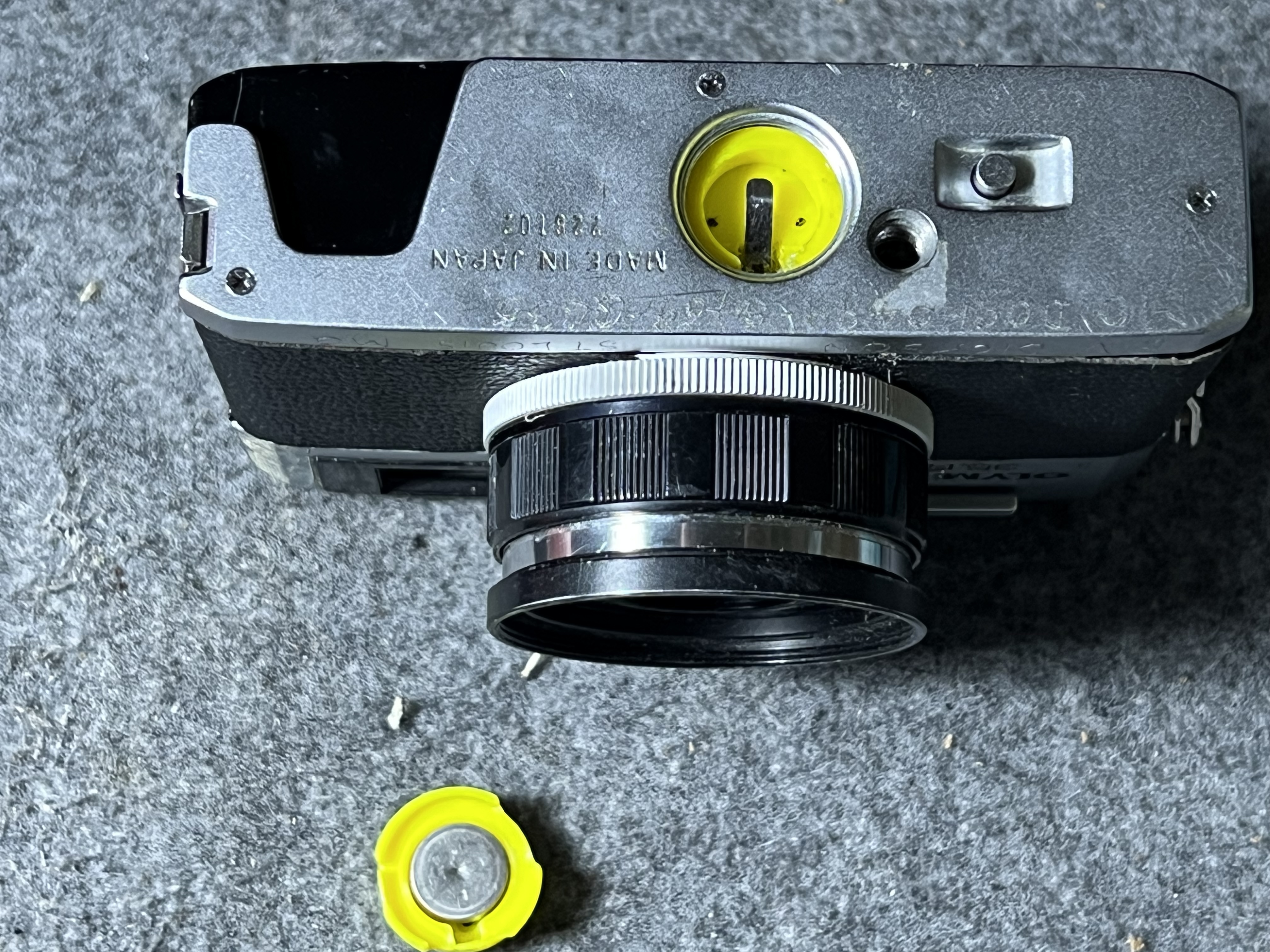 Battery holder for Olympus 35RC for 675 battery