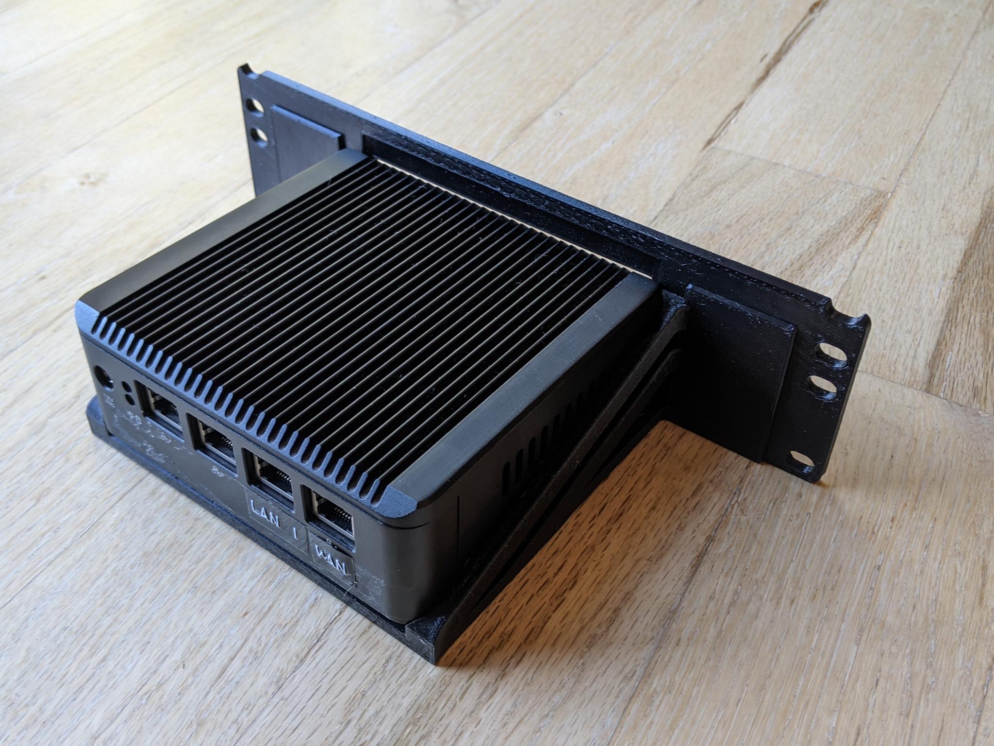 Qotom/Topton Quad NIC Firewall 10" 1.5U Rack Mount