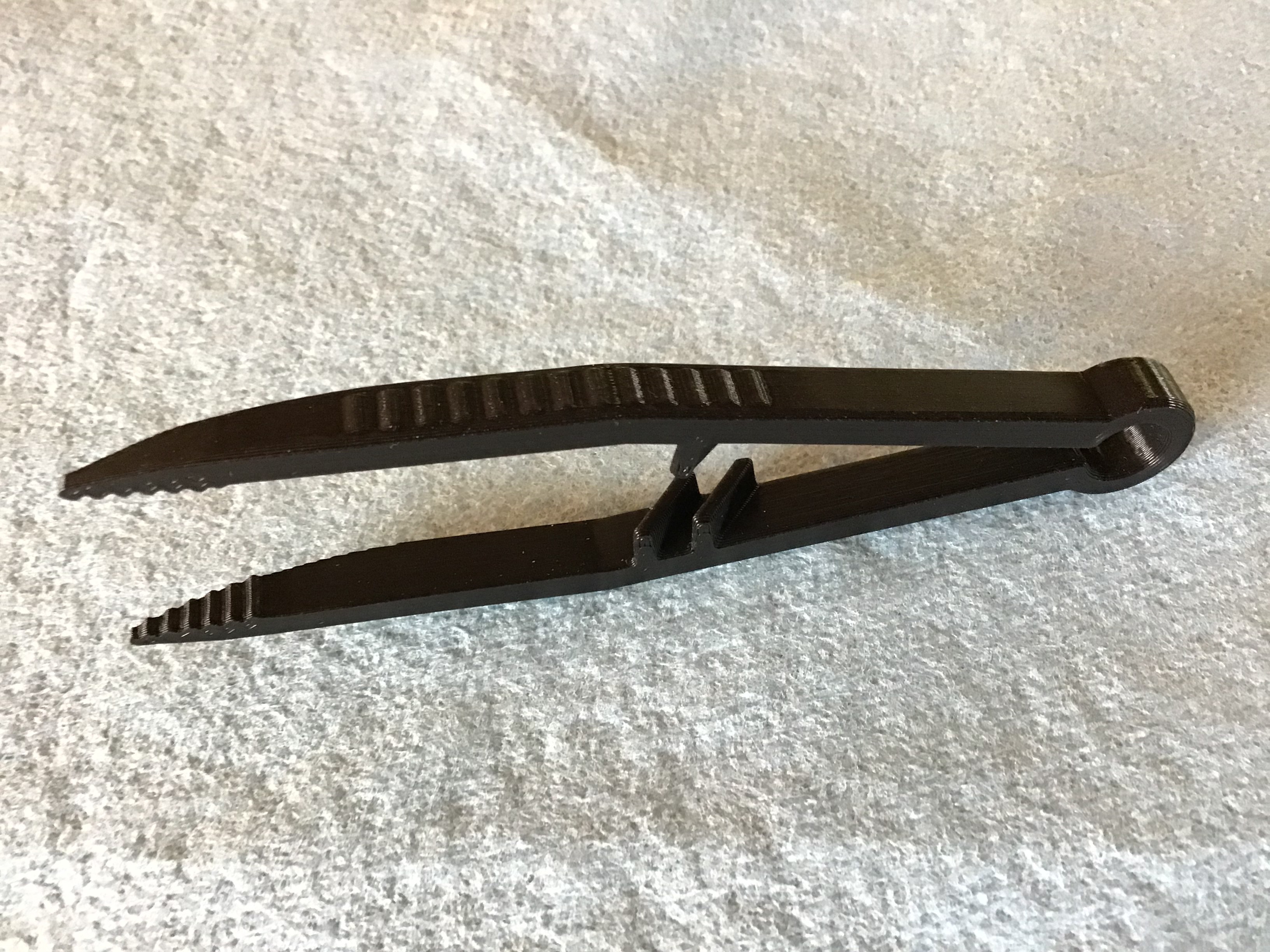 Tweezers