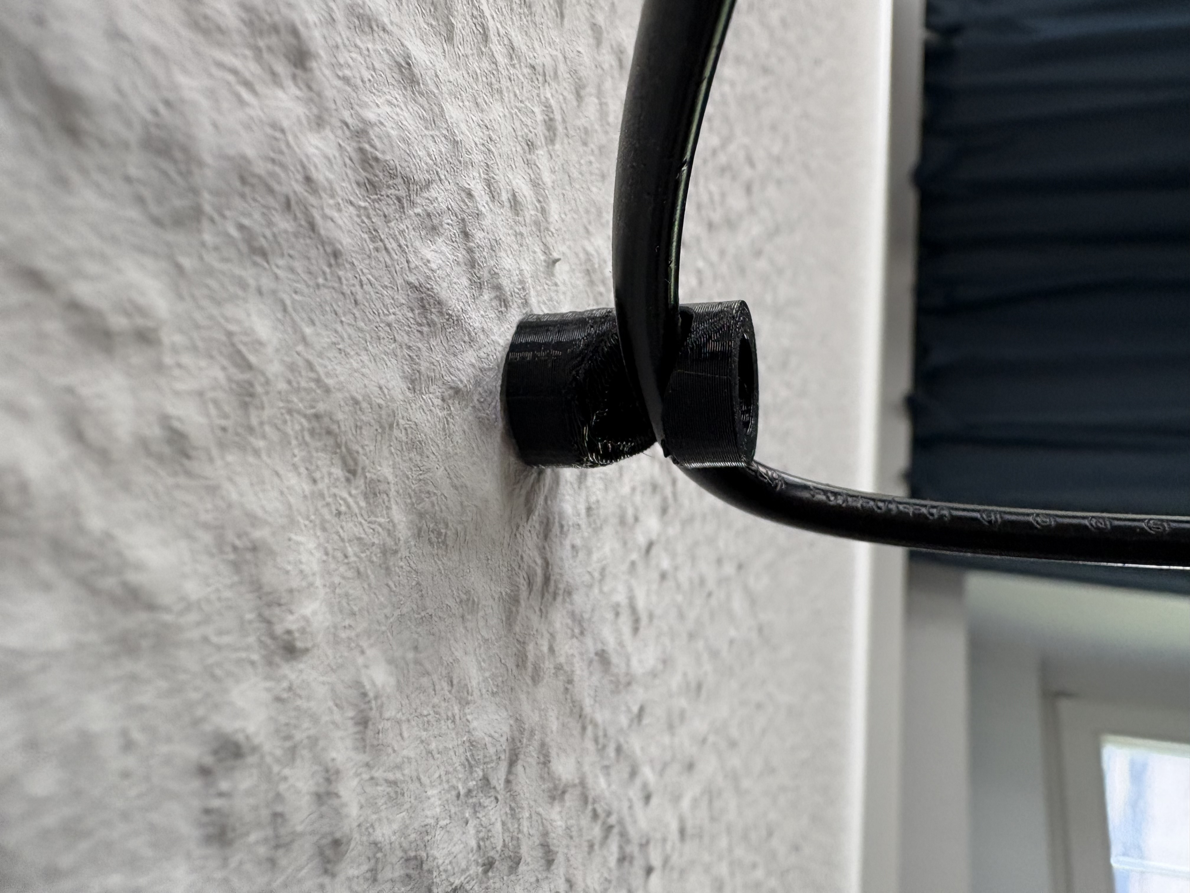 Spider lamp holder