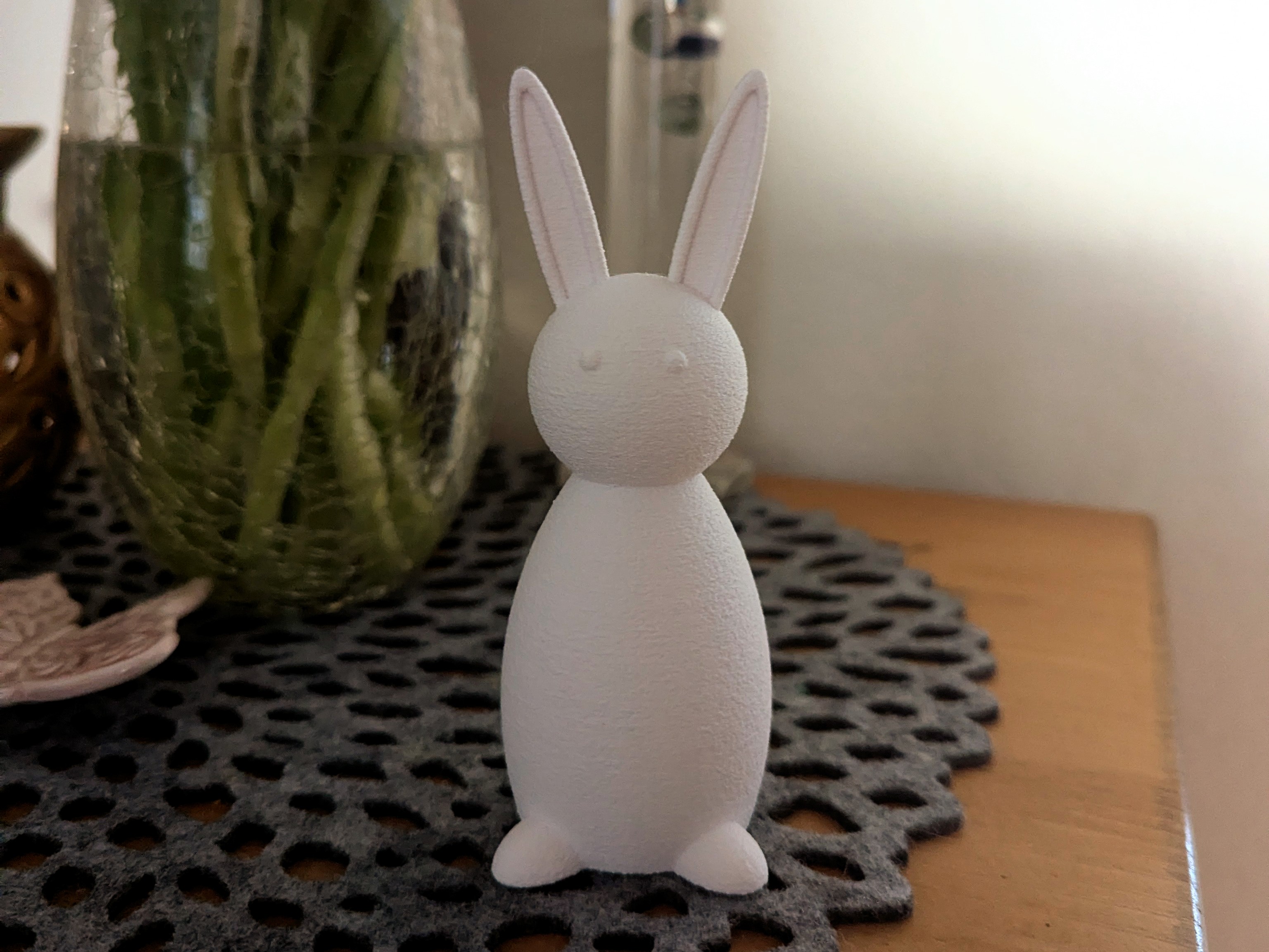 Minimal Easter Bunny