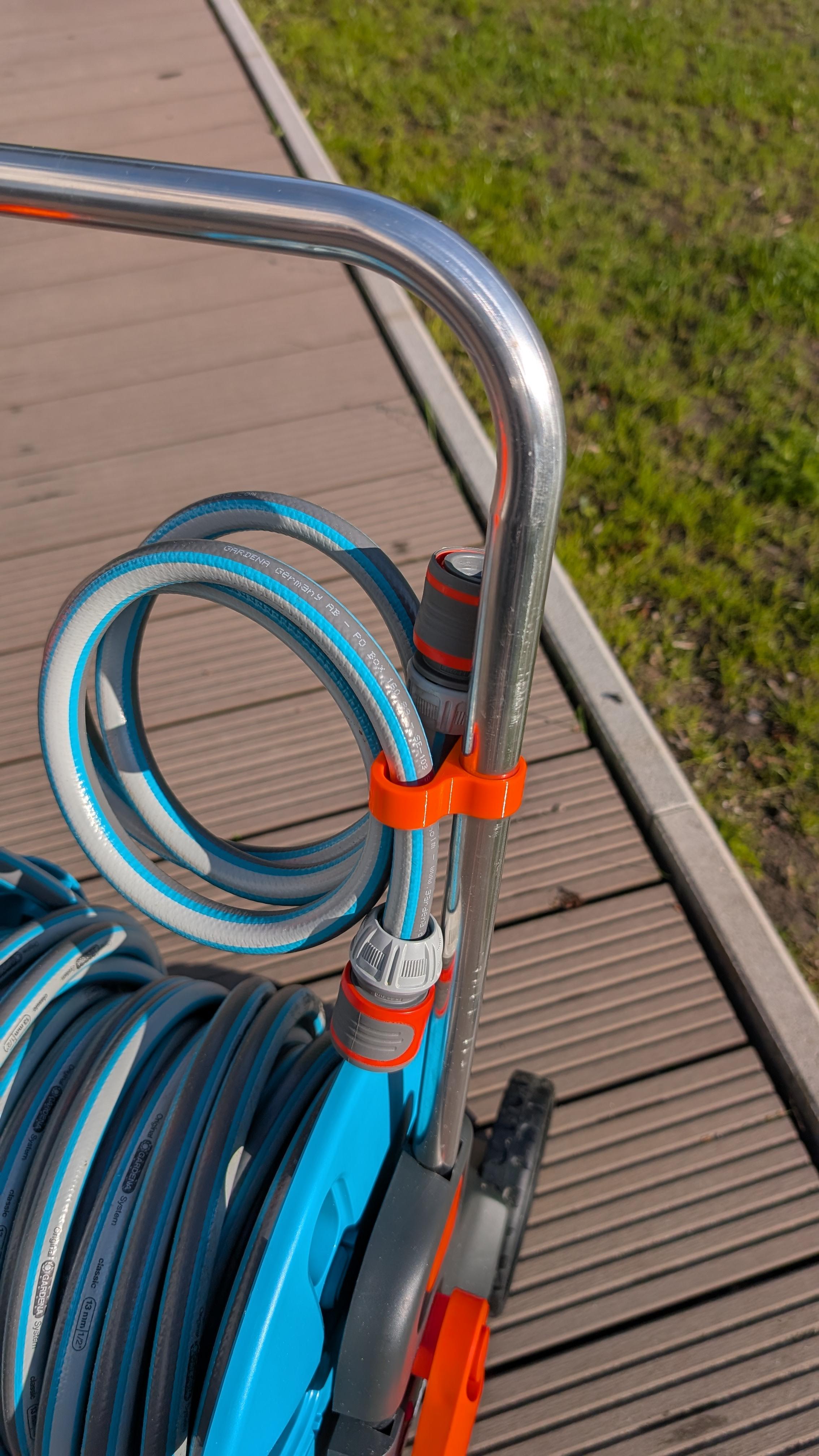 Small hose holder for Gardena Clever Roll