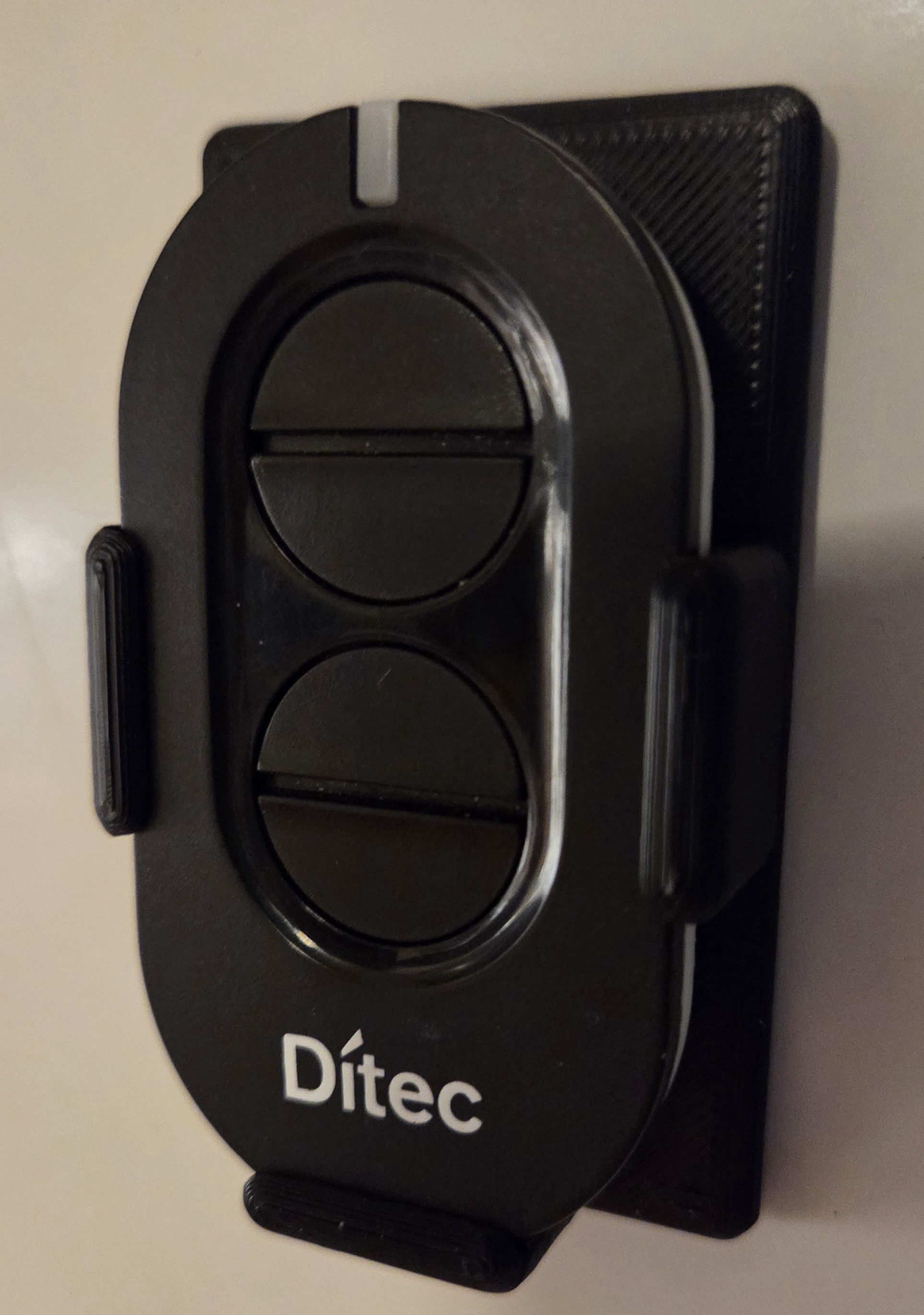 Ditec Zen4 Magnet holder for Ioniq 5