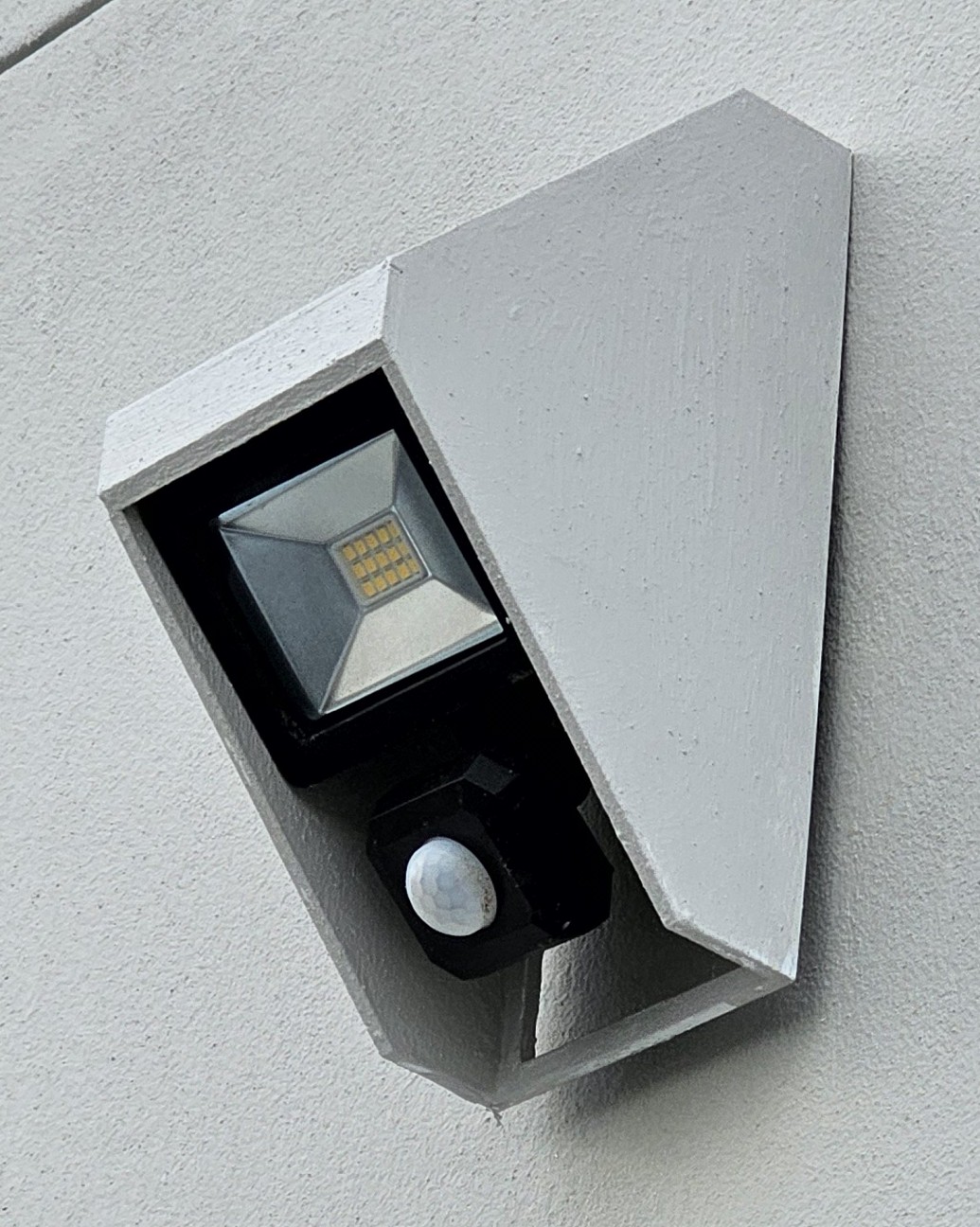 Motion-detection security light cover