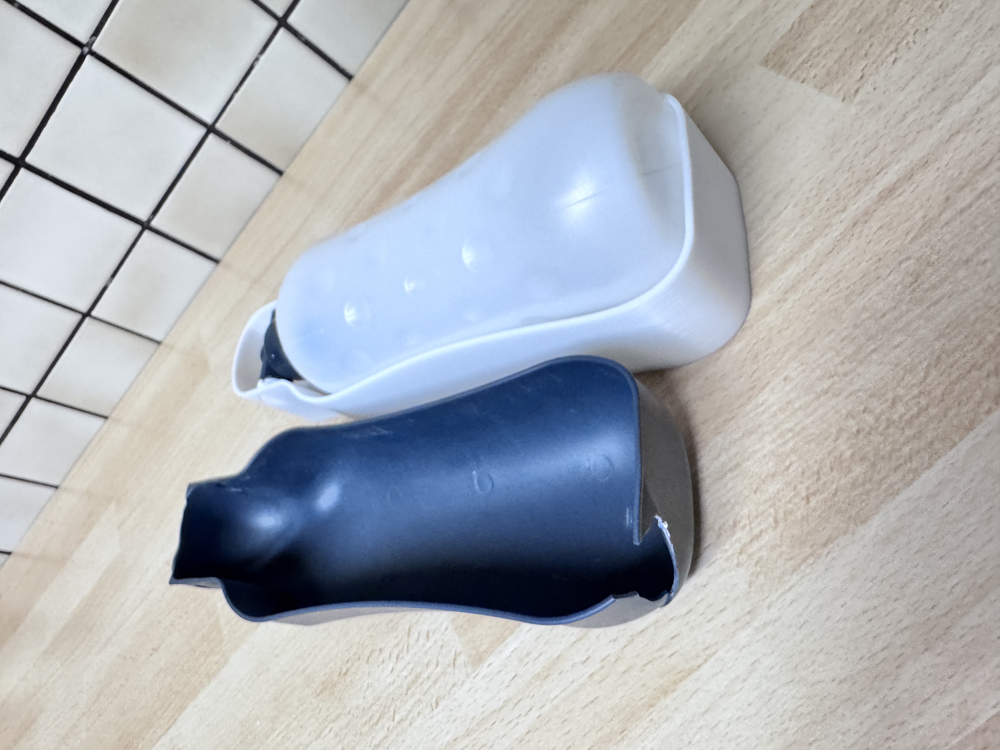 Dog drinking bottle