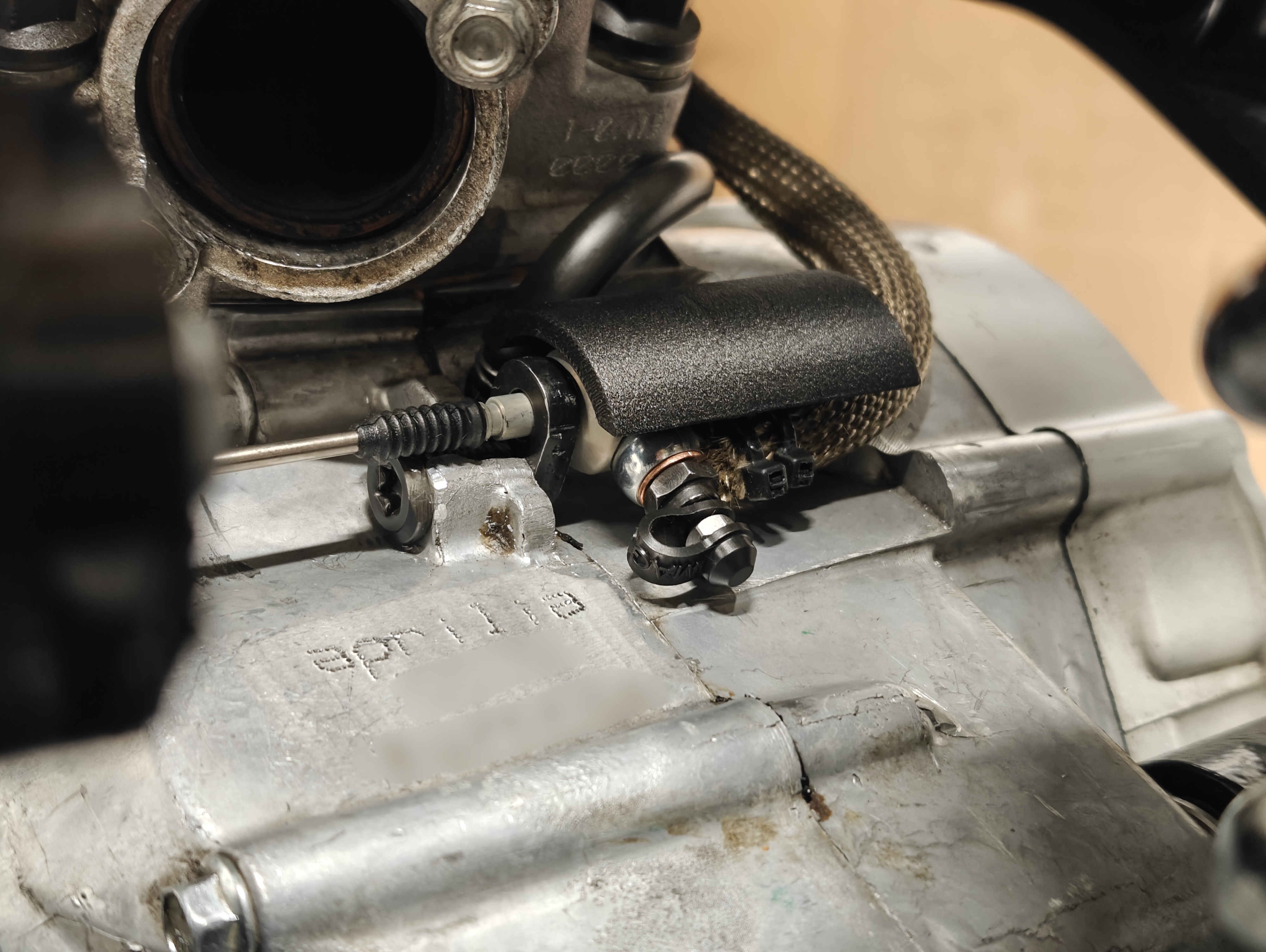 Aprilia SXV Magura Hymec heat protector, spacer and instructions
