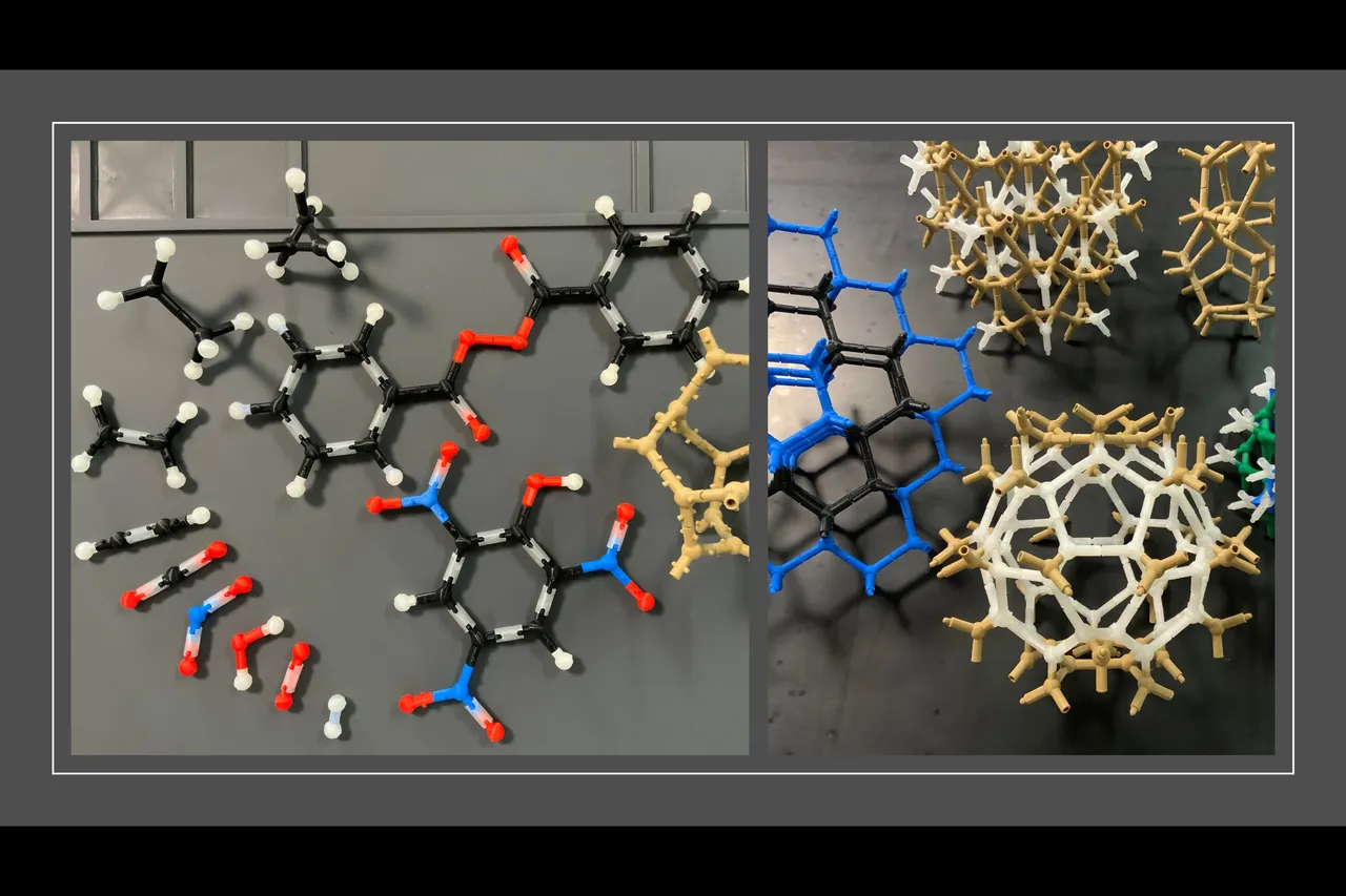 Stereochemistry molecular model by mikan | Download free STL model