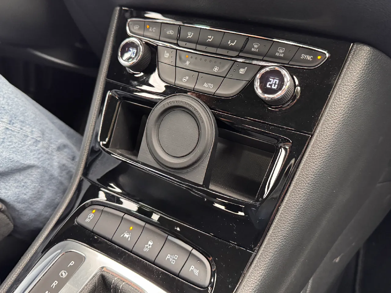 Opel Astra K MagSafe Adapter Phone holder by maxkf | Download free