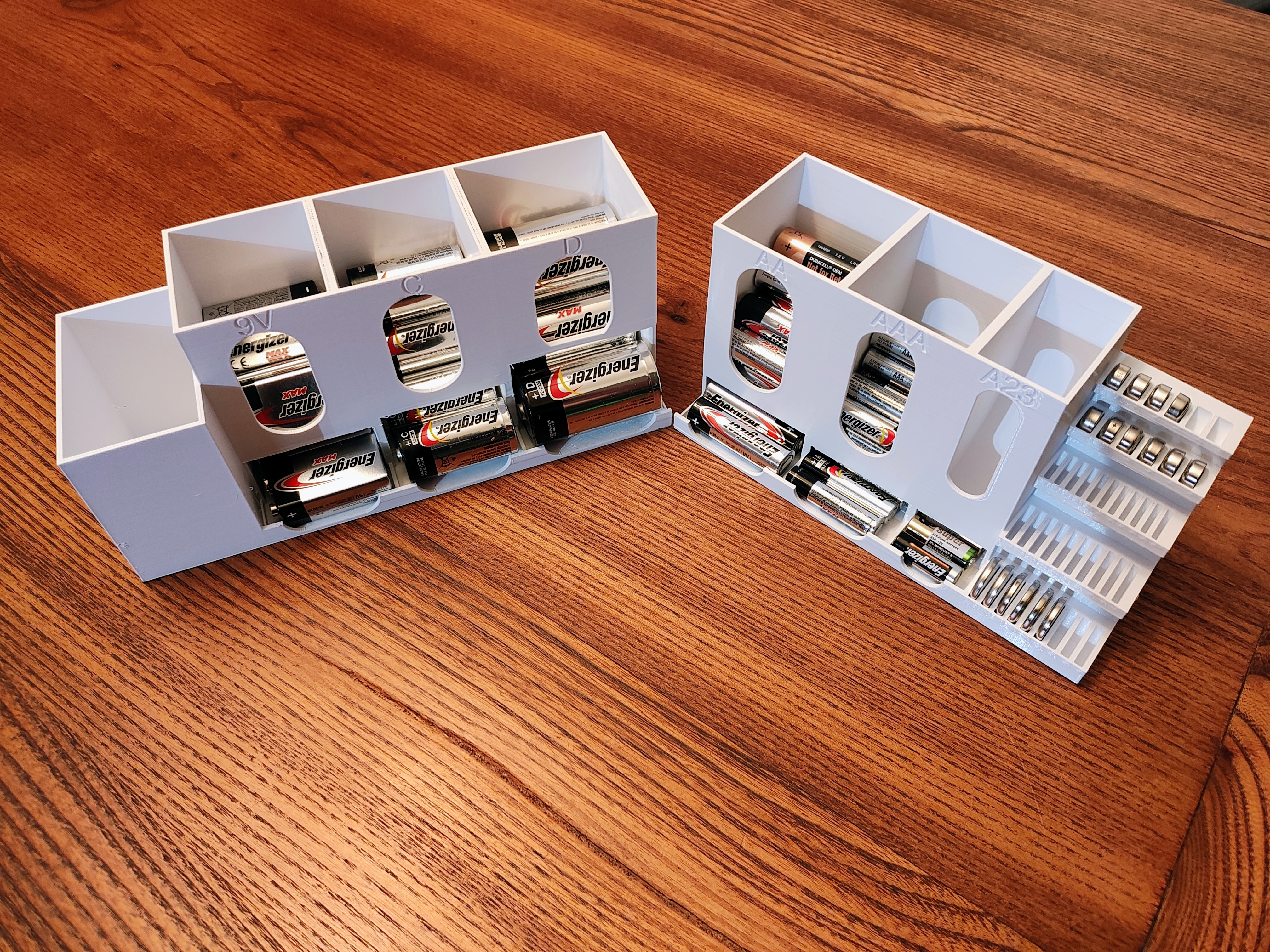 Parametric Battery Organizer and Dispenser