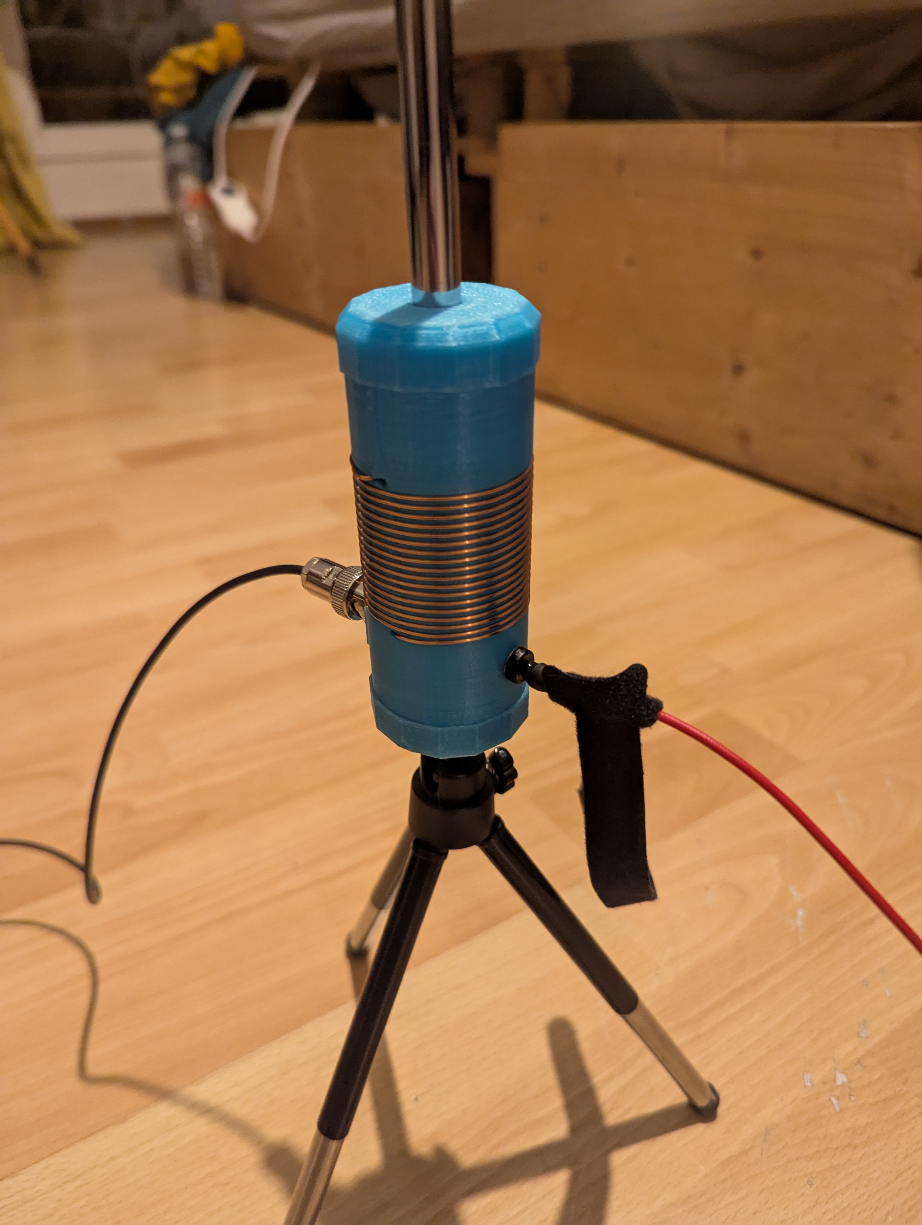 St. Louis POTA 20 Antenna w/ 1/4-20x7 Heat Insert + 10 mm whip hole + 6 mm banana plug hole
