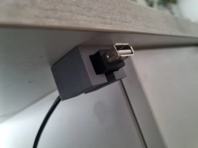 USB female socket holder
