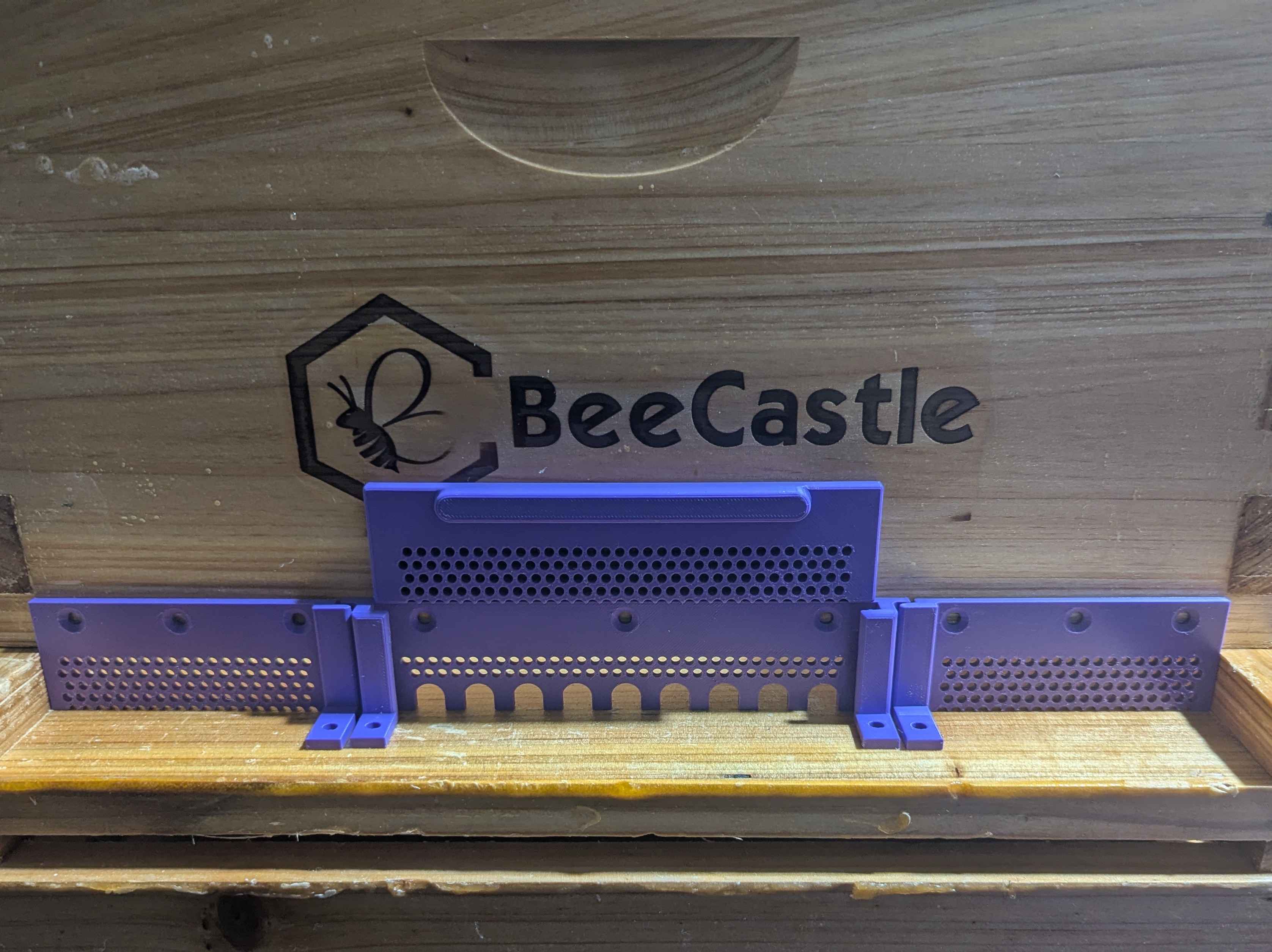 Ventilated Beehive Entrance Reducer & Mouse Guard