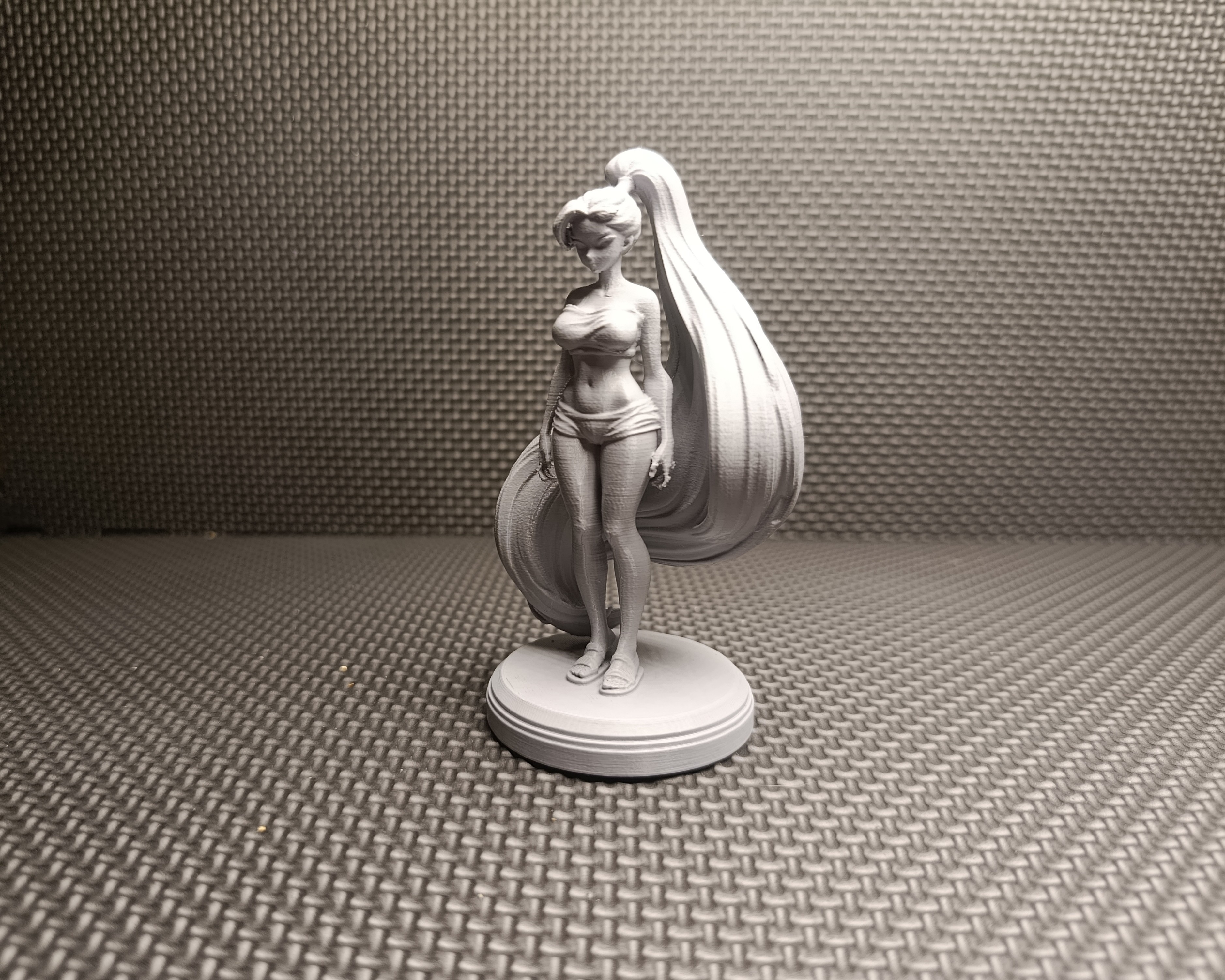 Stylized Anime Girl – Long Hair Action Figurine — thumbnail 2
