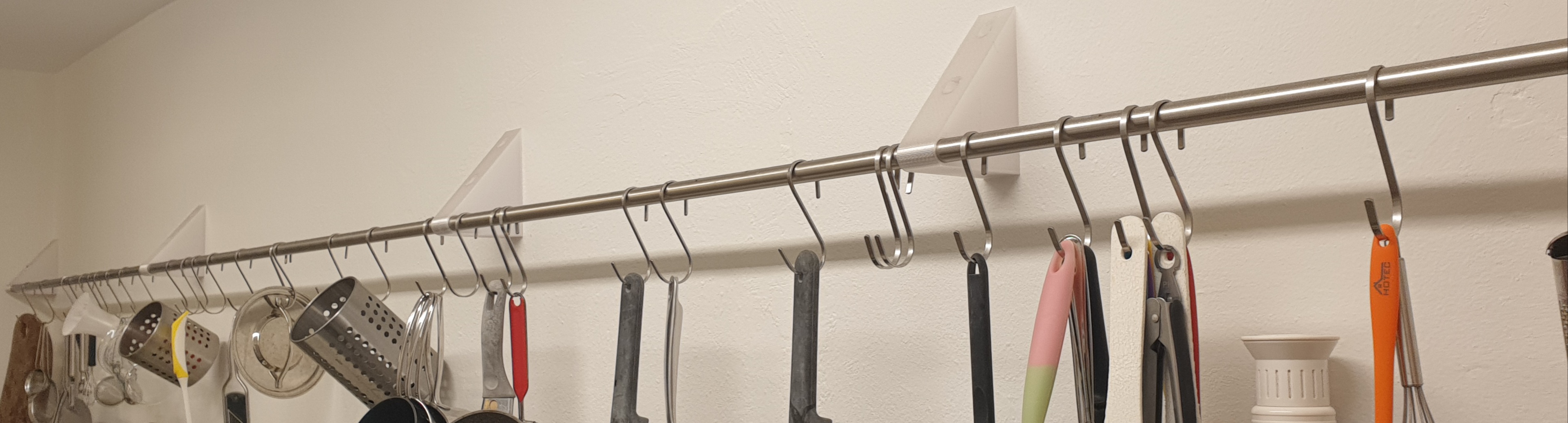 pipe holder