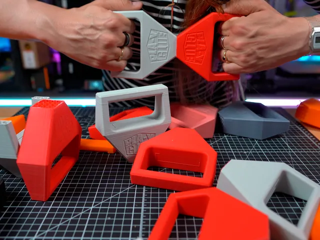 PLA-Y-Glue Grip