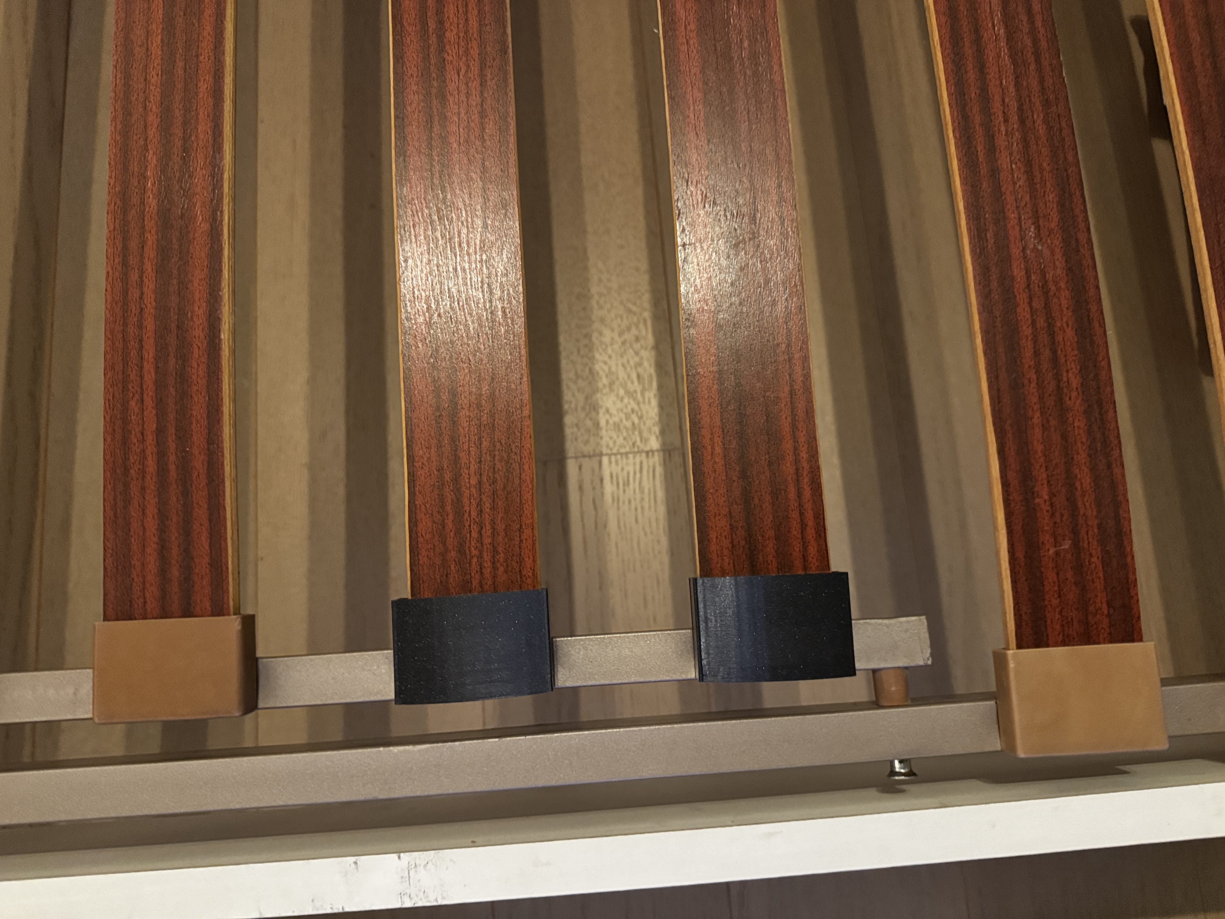 slatted base slat holder / Lattenbodem lathouder