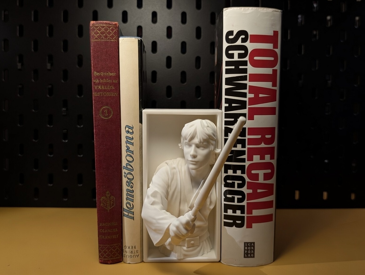 Luke Skywalker Book Nook