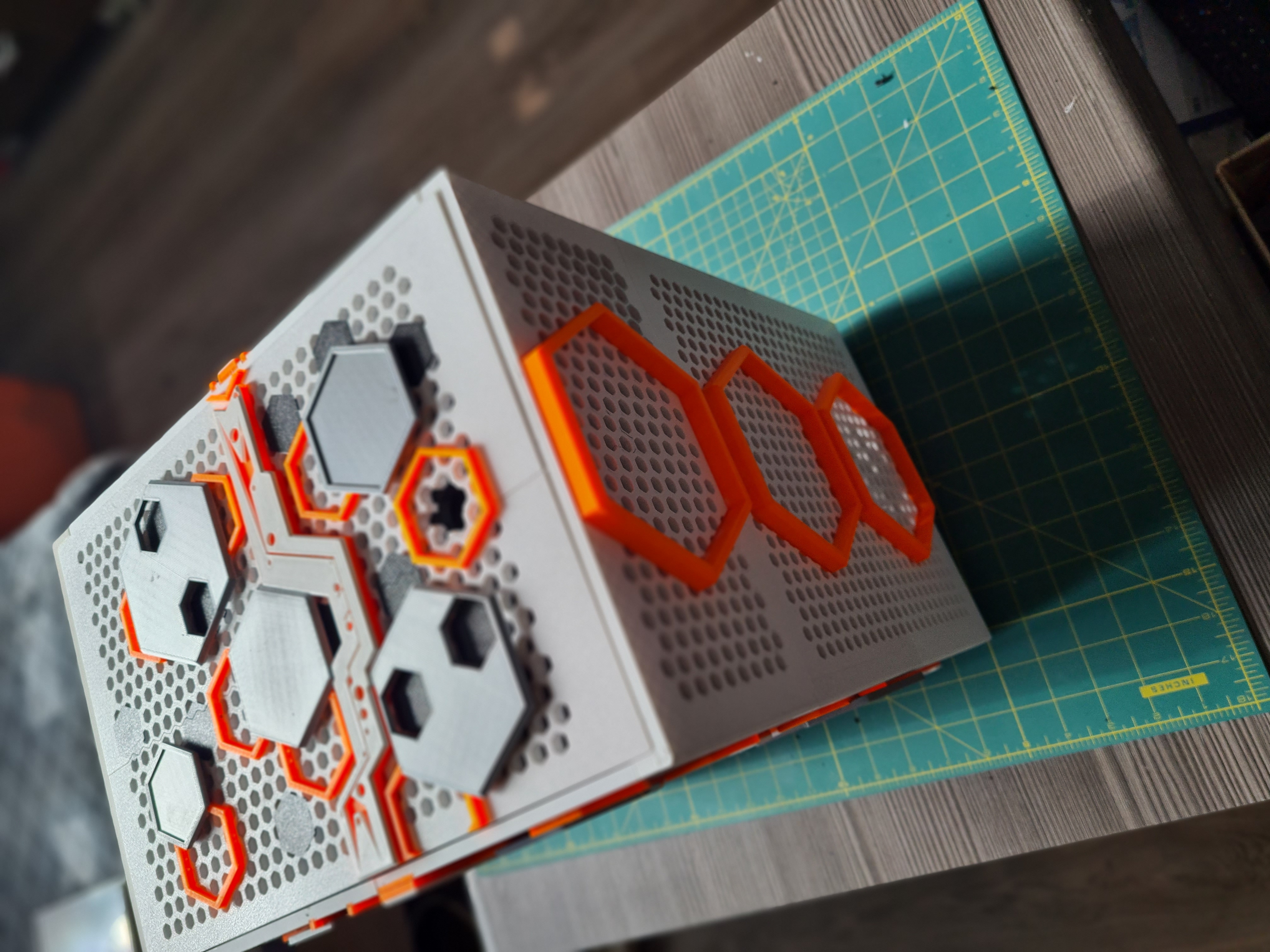 Miniatura 26 do modelo 3D mITX PC "Puzzle" Case