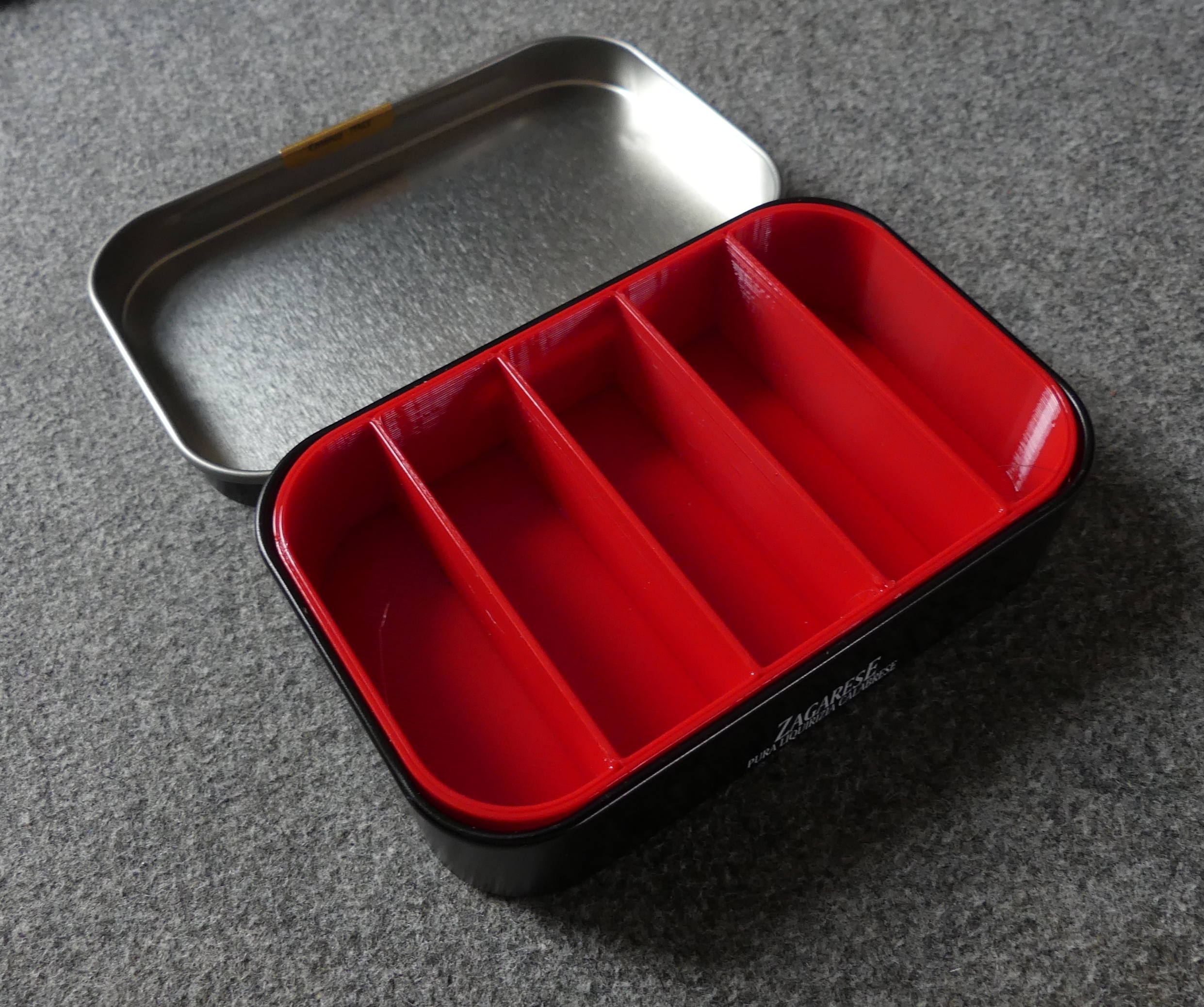 Divider for small Pillbox